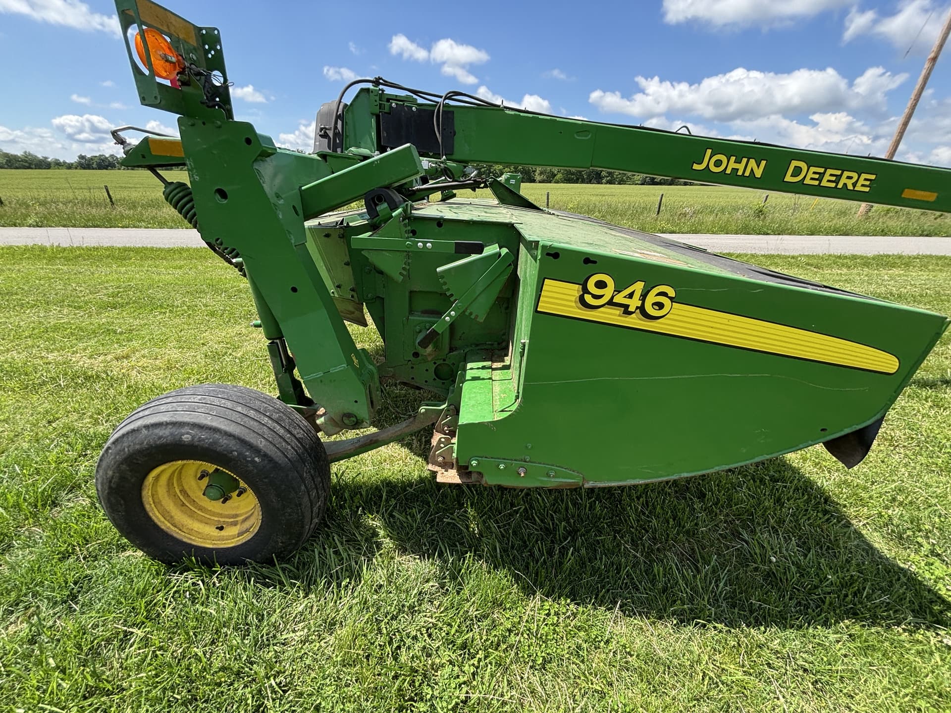 2018 John Deere 946 Image