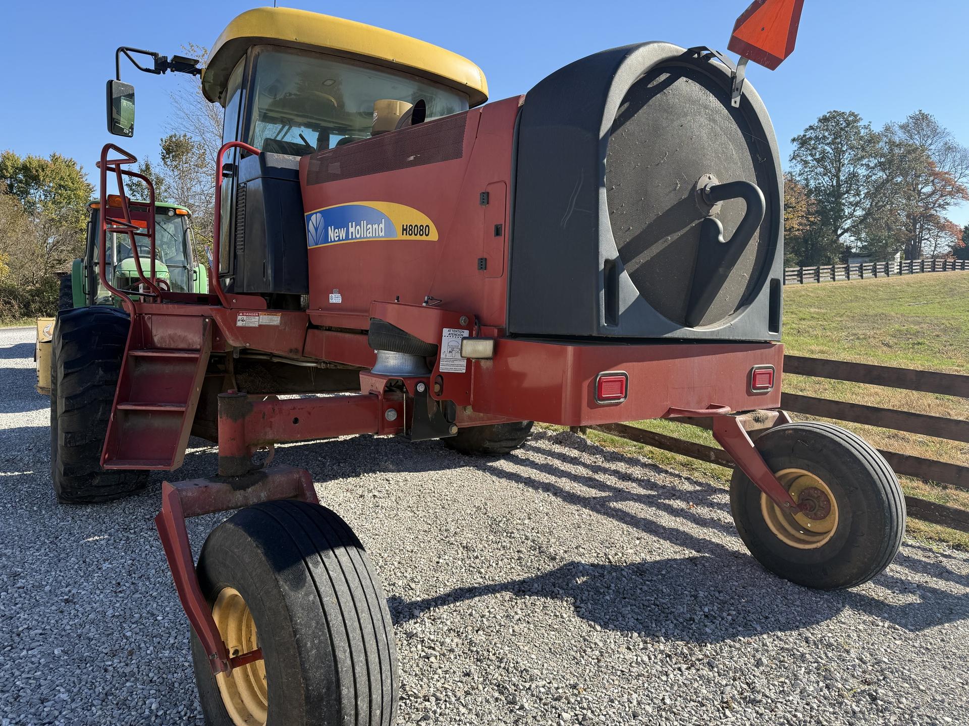 2009 New Holland H8080 Image