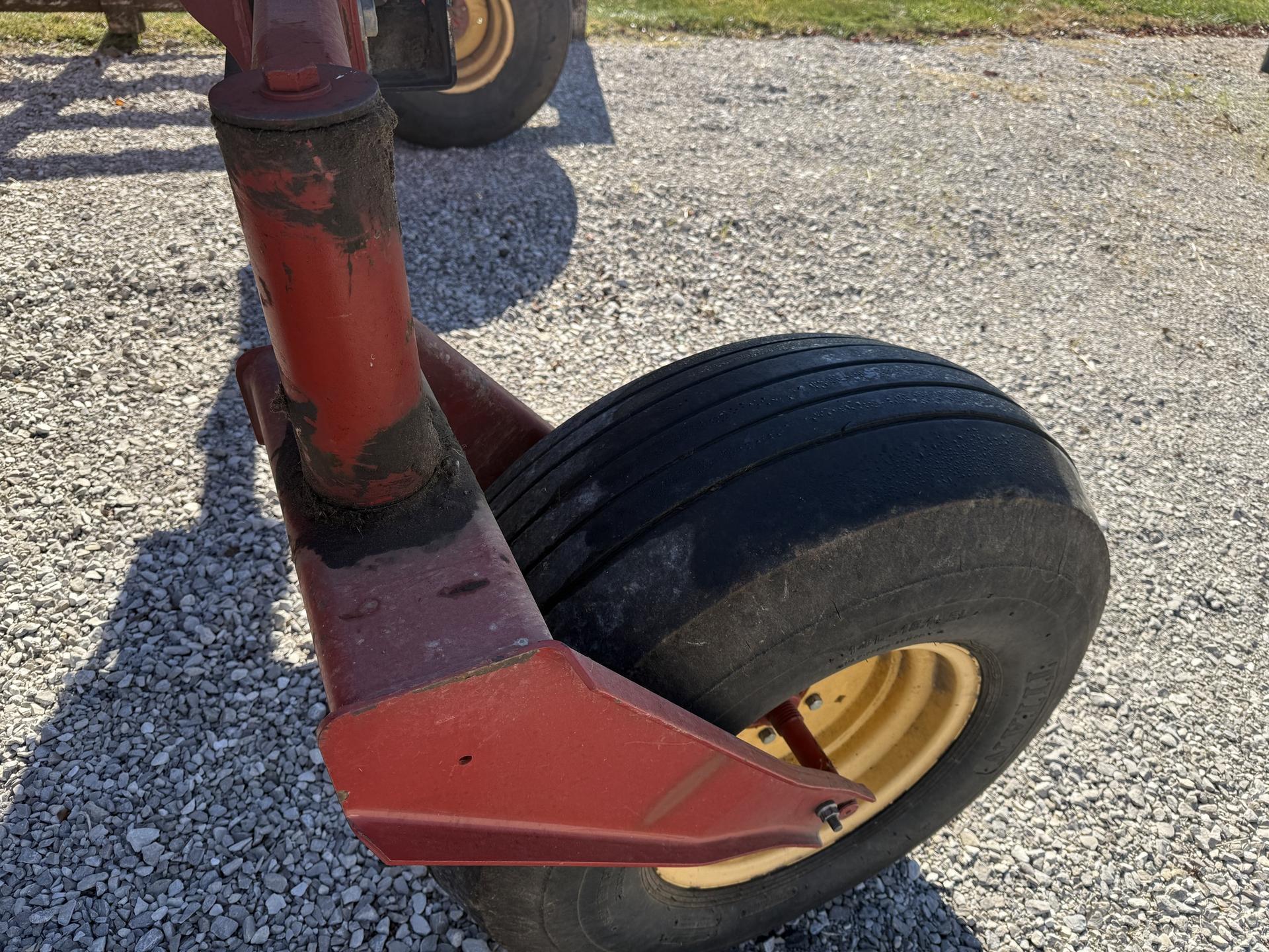 2009 New Holland H8080 Image
