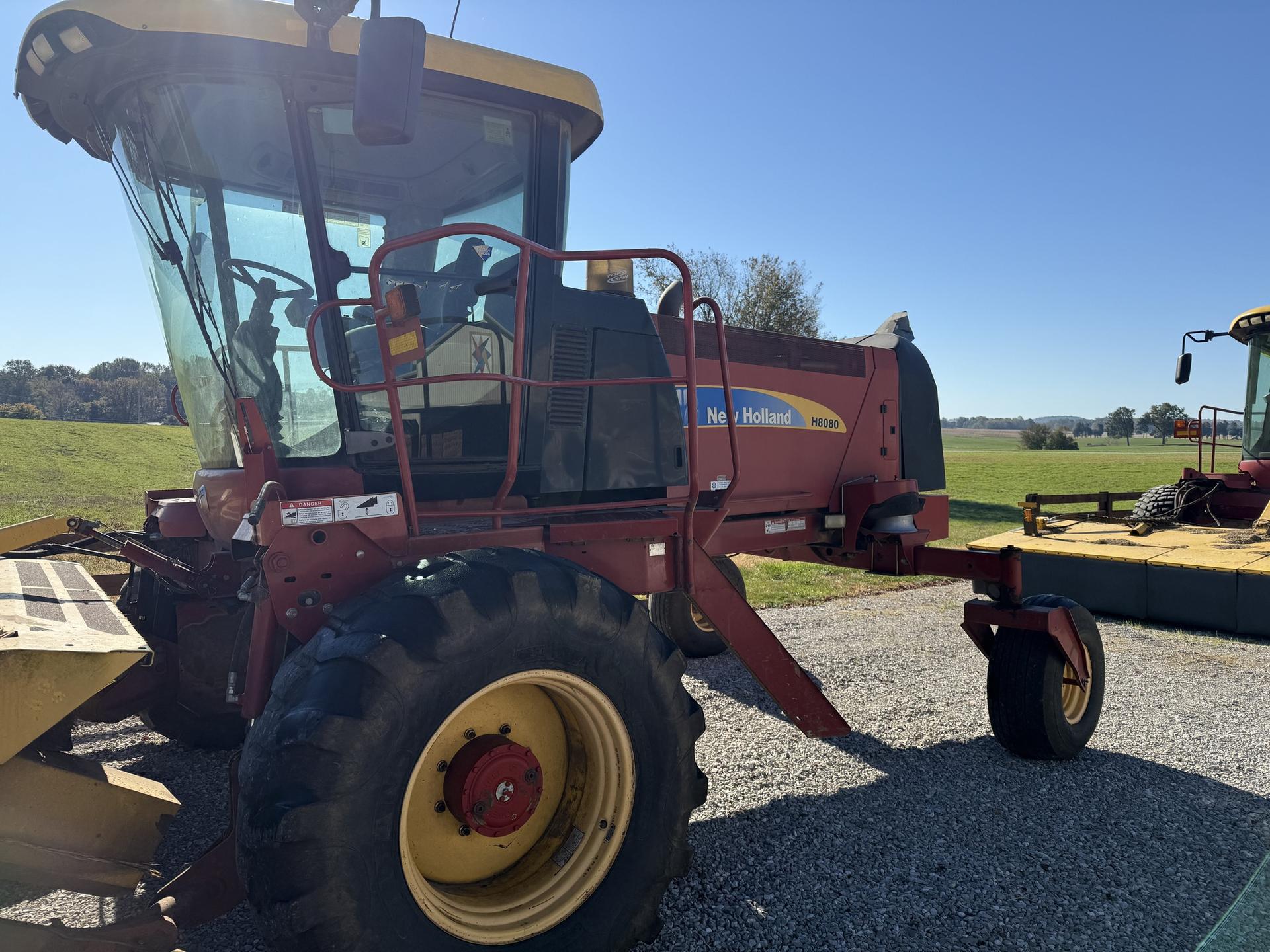 2009 New Holland H8080 Image