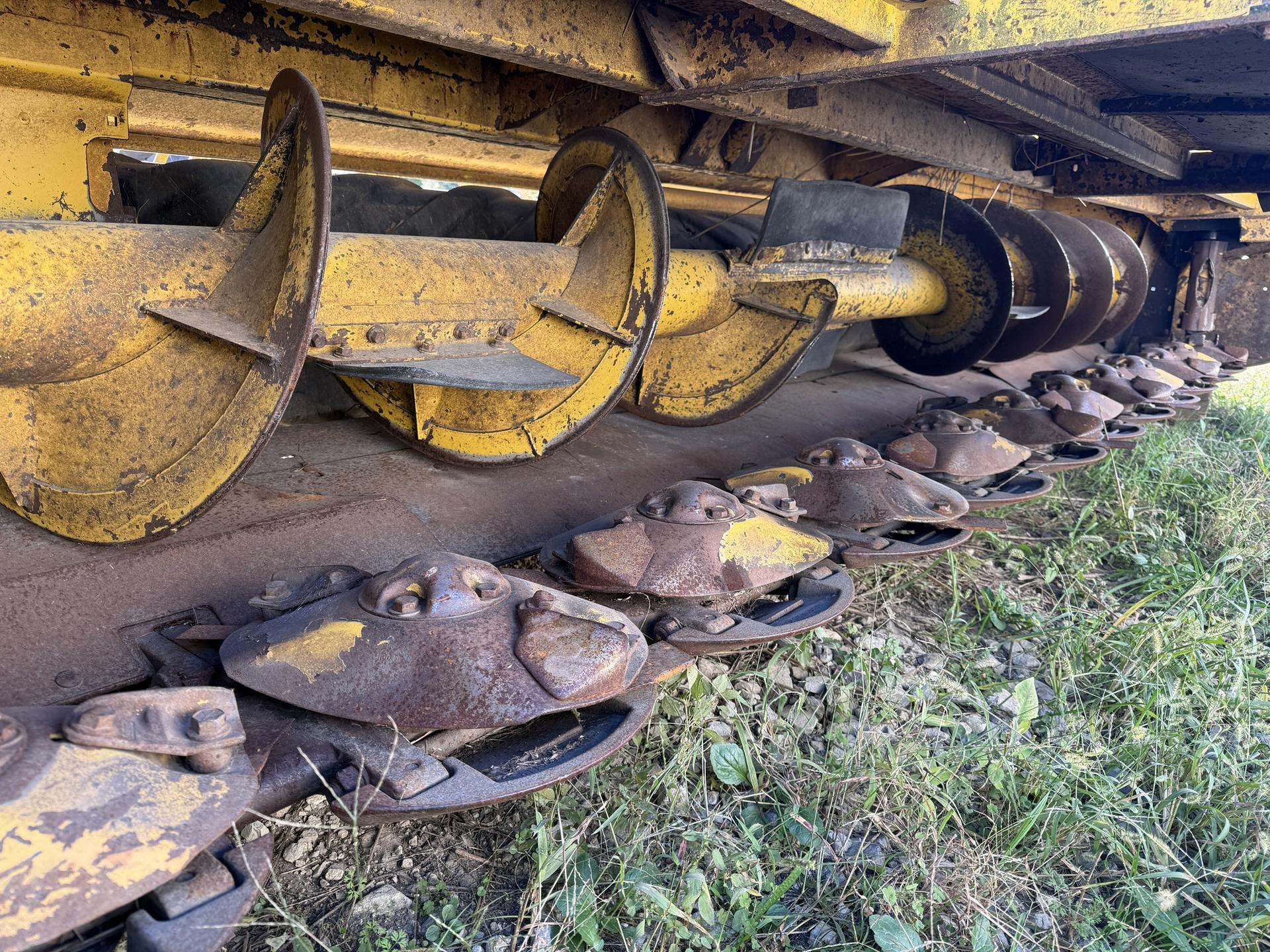 2009 New Holland H8080 Image