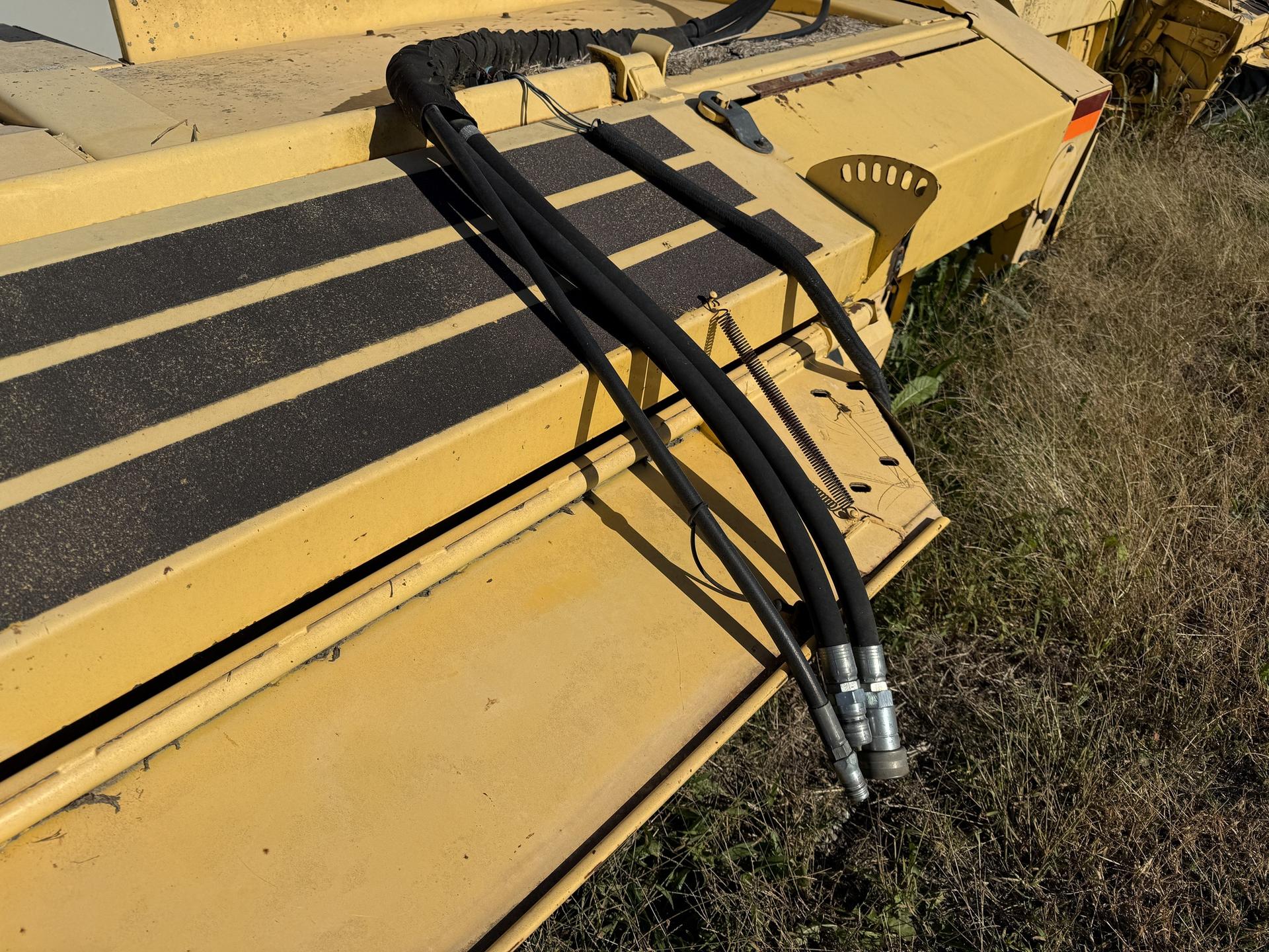 2009 New Holland H8080 Image