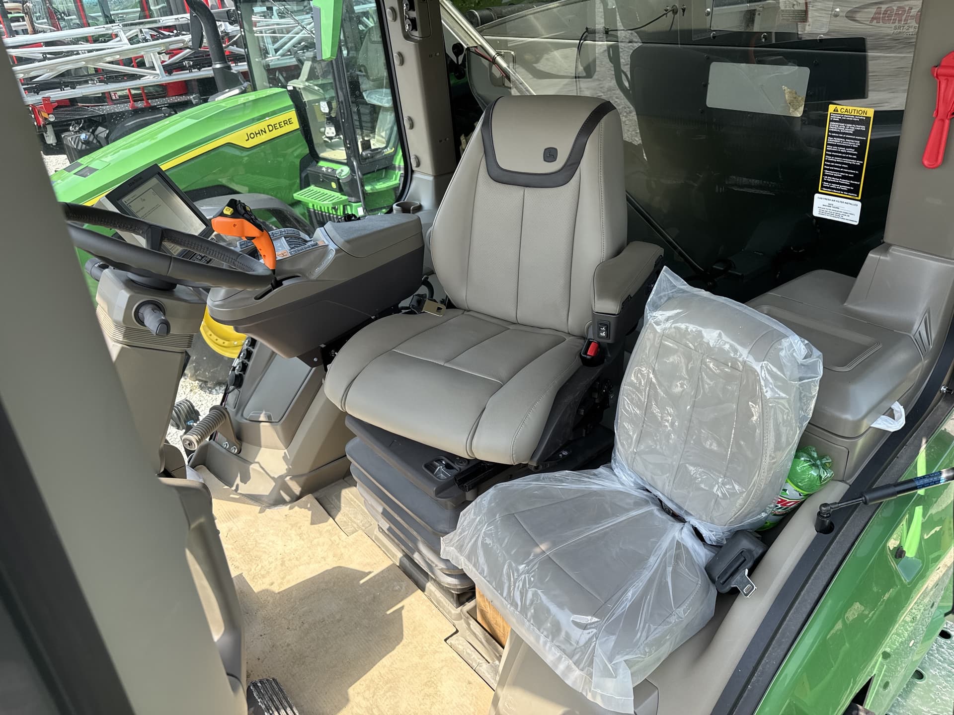2024 John Deere 800R Image