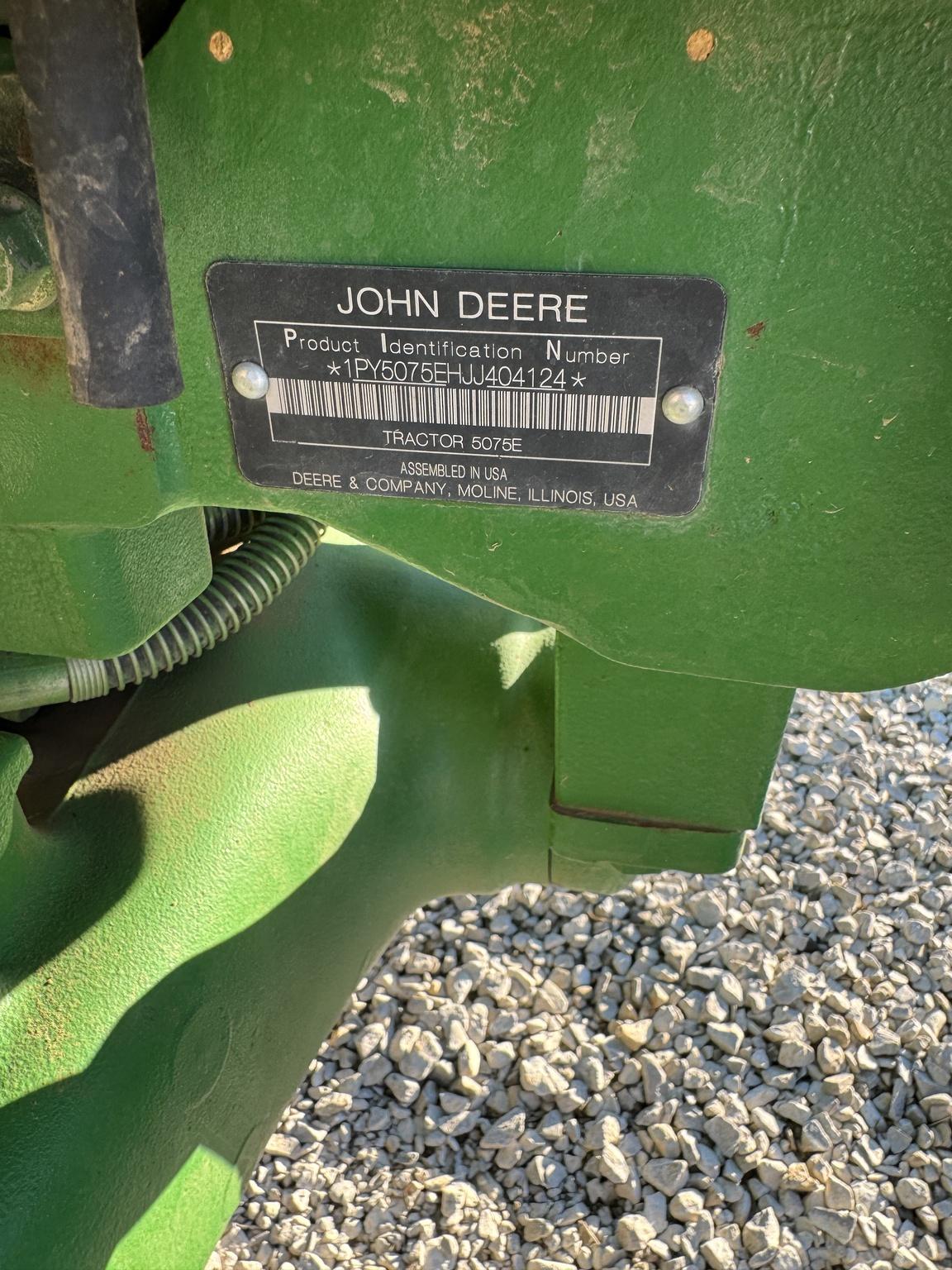 2018 John Deere 5075E Image