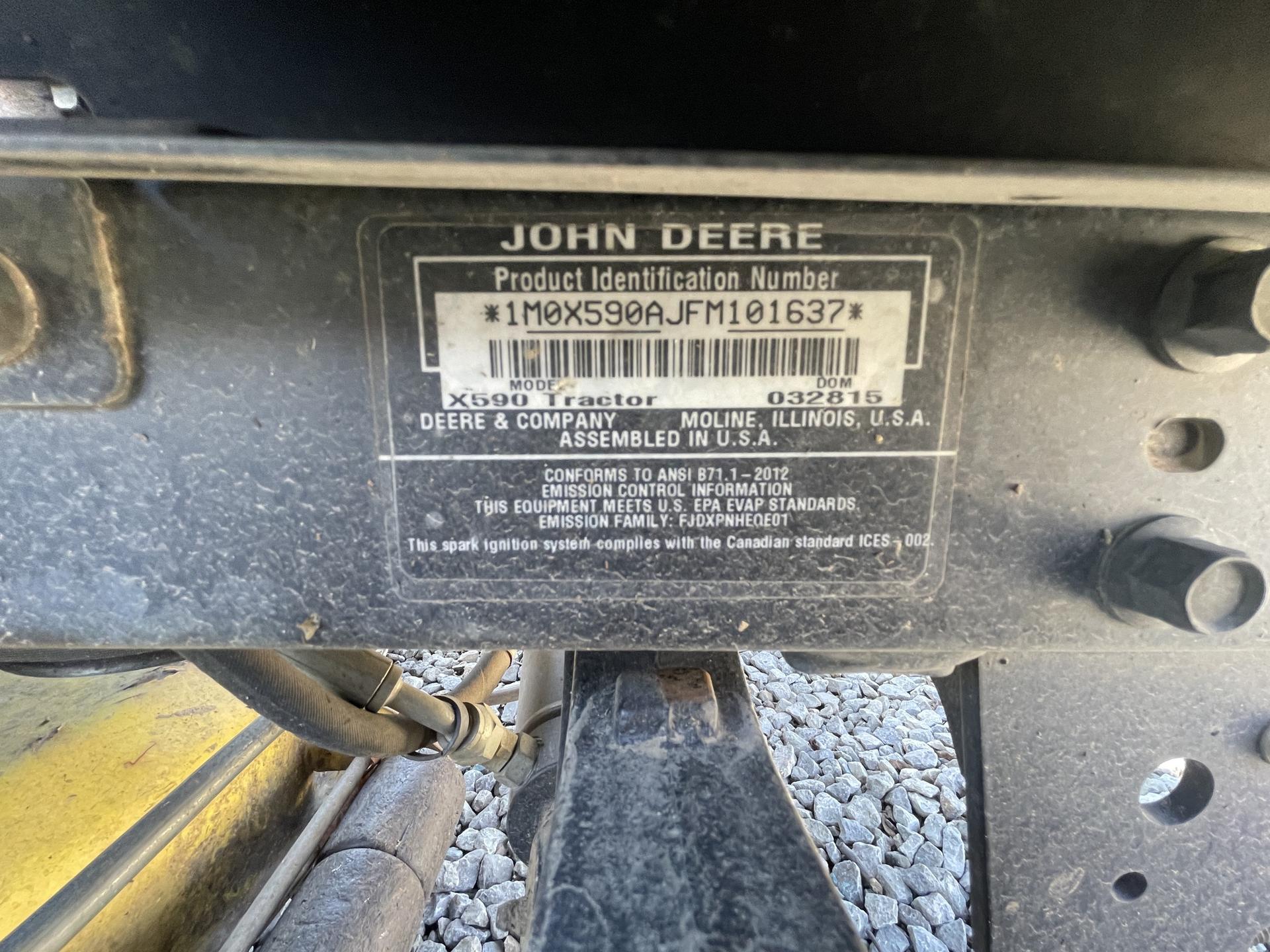 2015 John Deere X590 Image