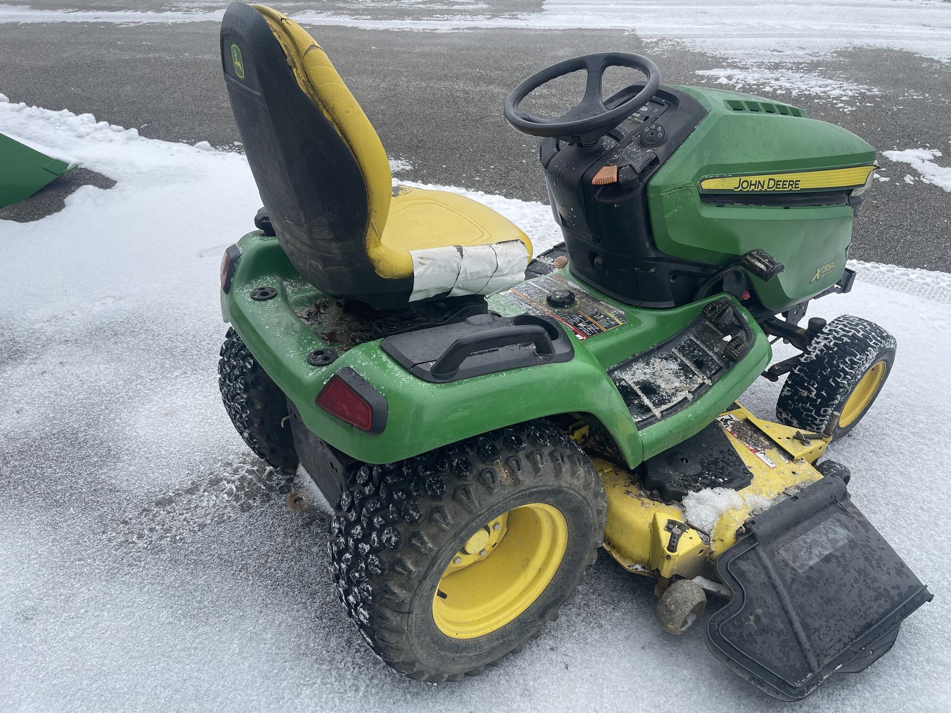 2015 John Deere X590 Image