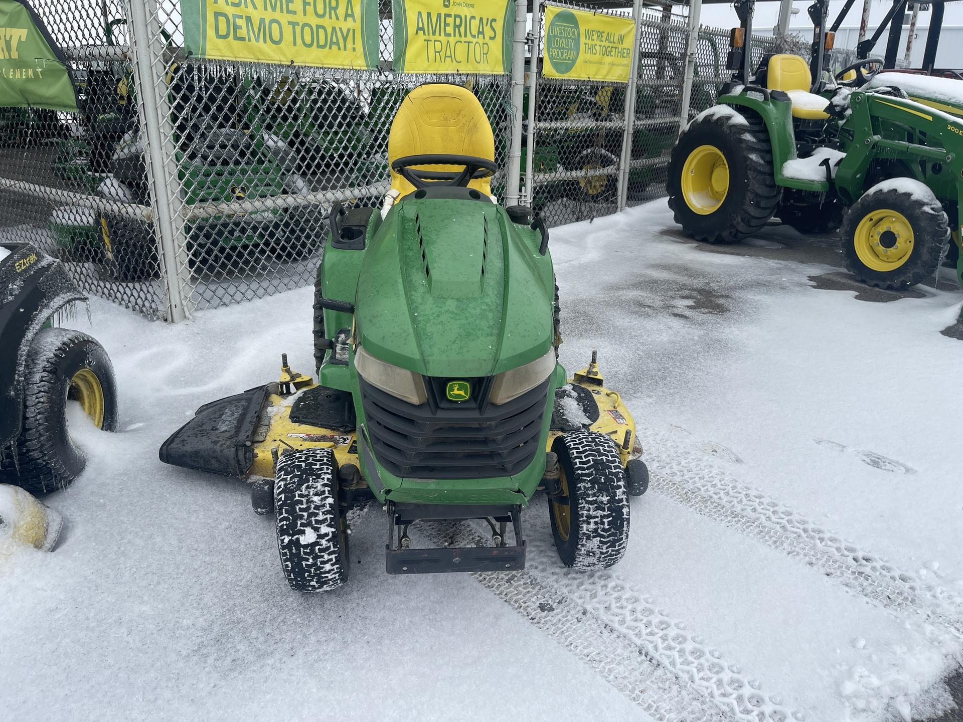 2015 John Deere X590 Image