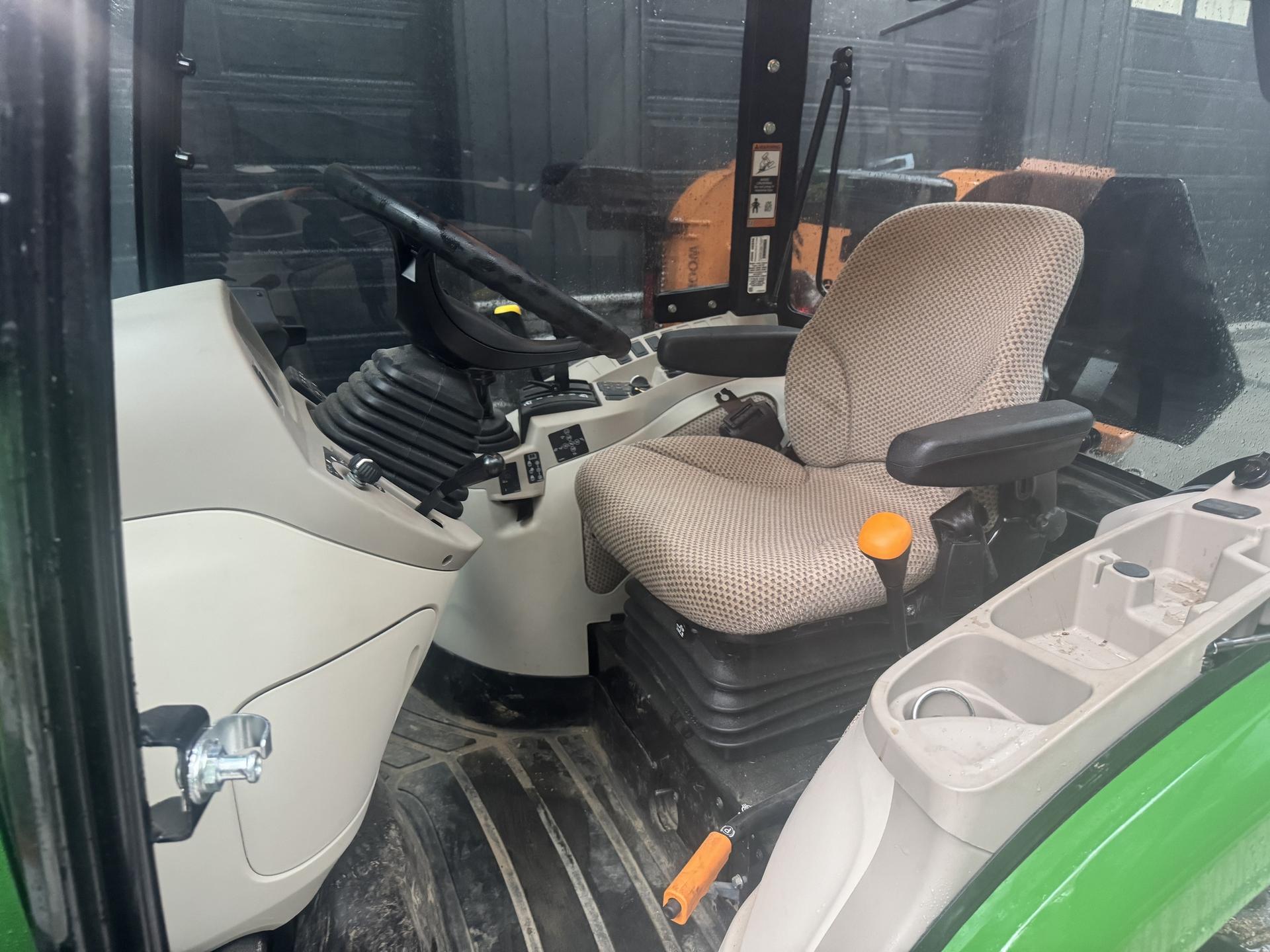 2024 John Deere 3046R Image