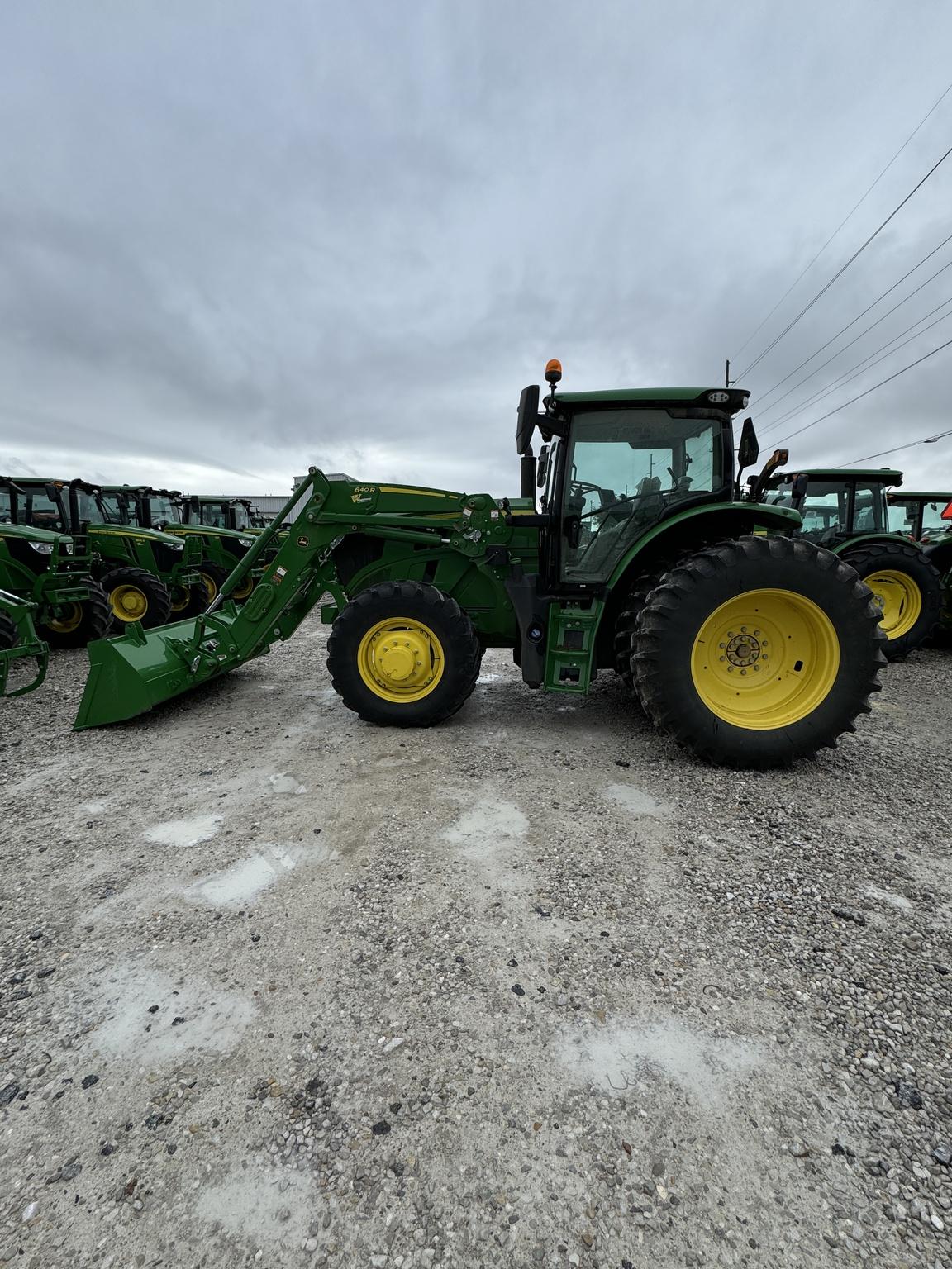 2023 John Deere 6R 145