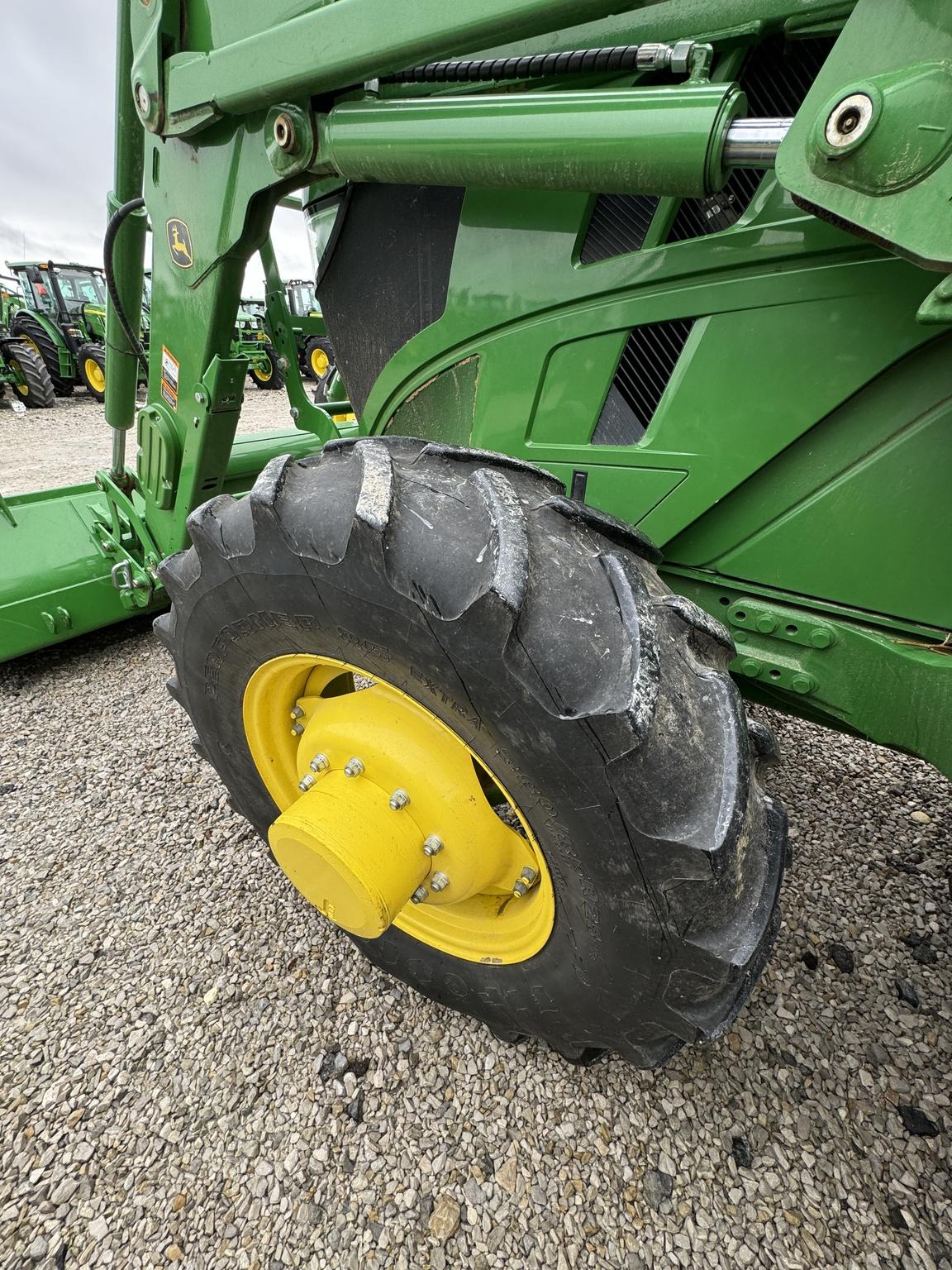 2023 John Deere 6R 145