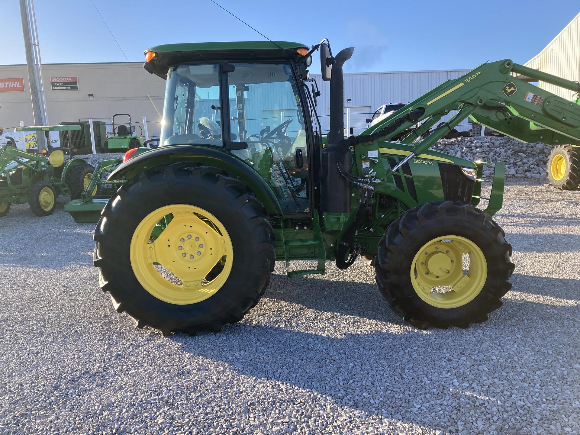 2021 John Deere 5090M