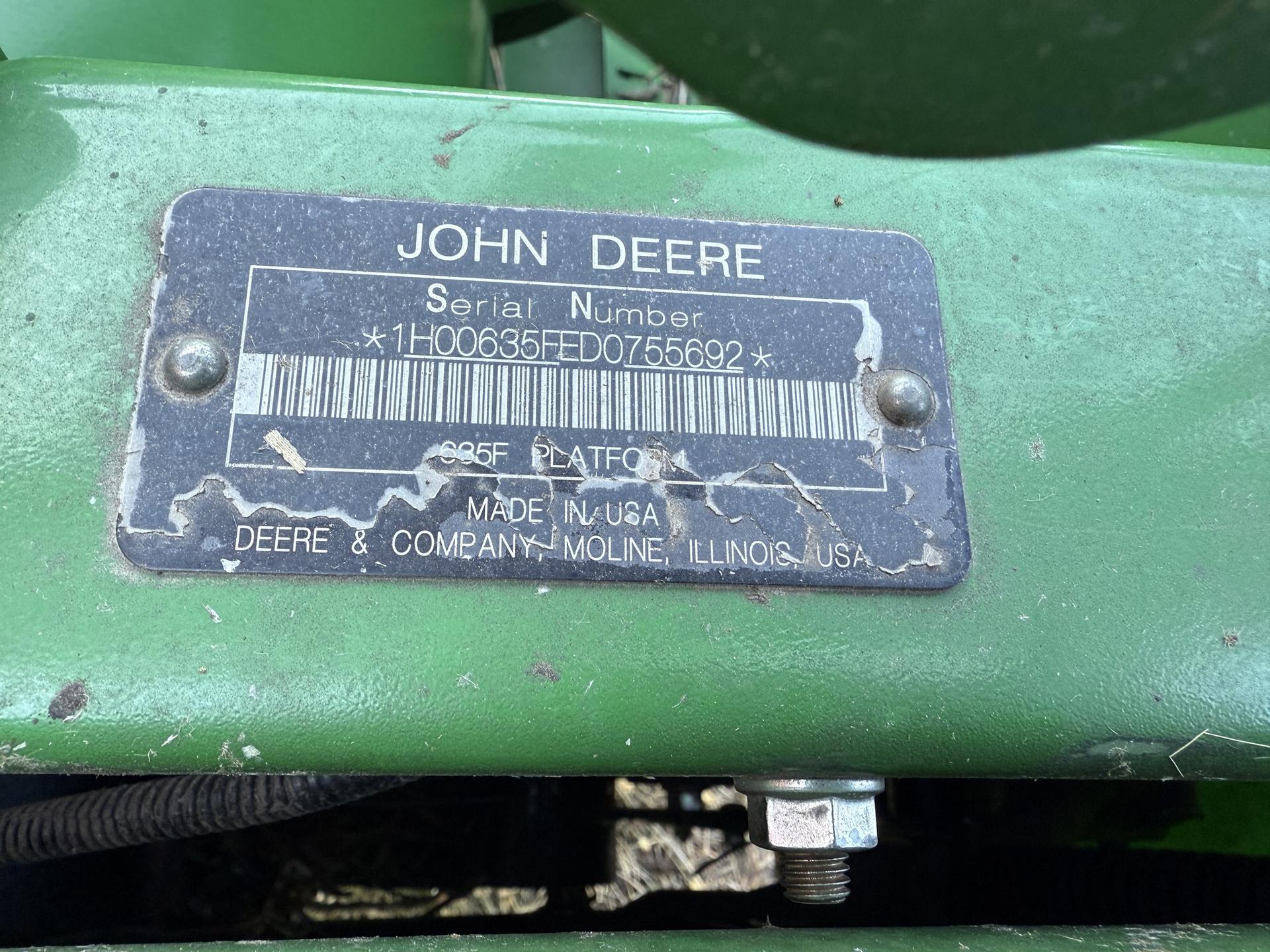 2013 John Deere 635F Image