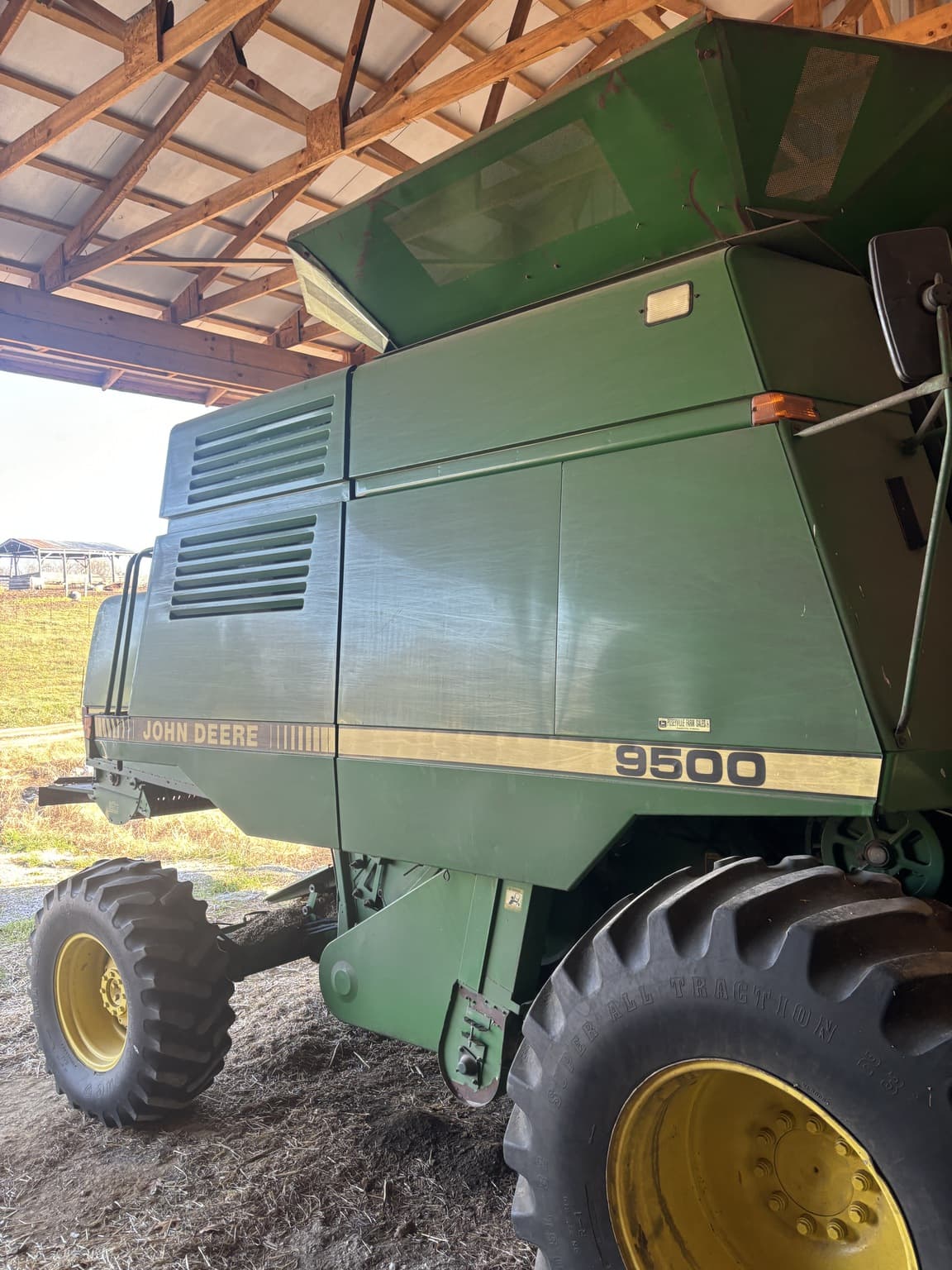1990 John Deere 9500 Image