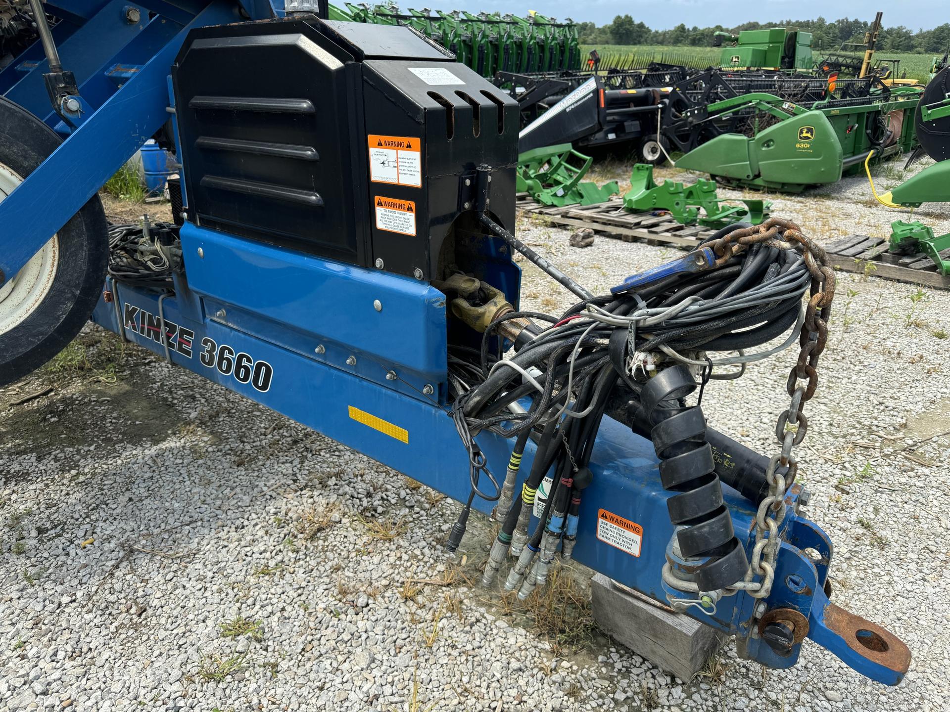 2009 Kinze 3660ASD