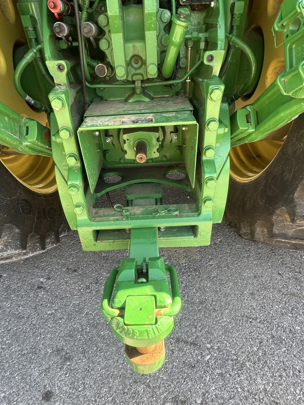 2023 John Deere 8R 340 Image