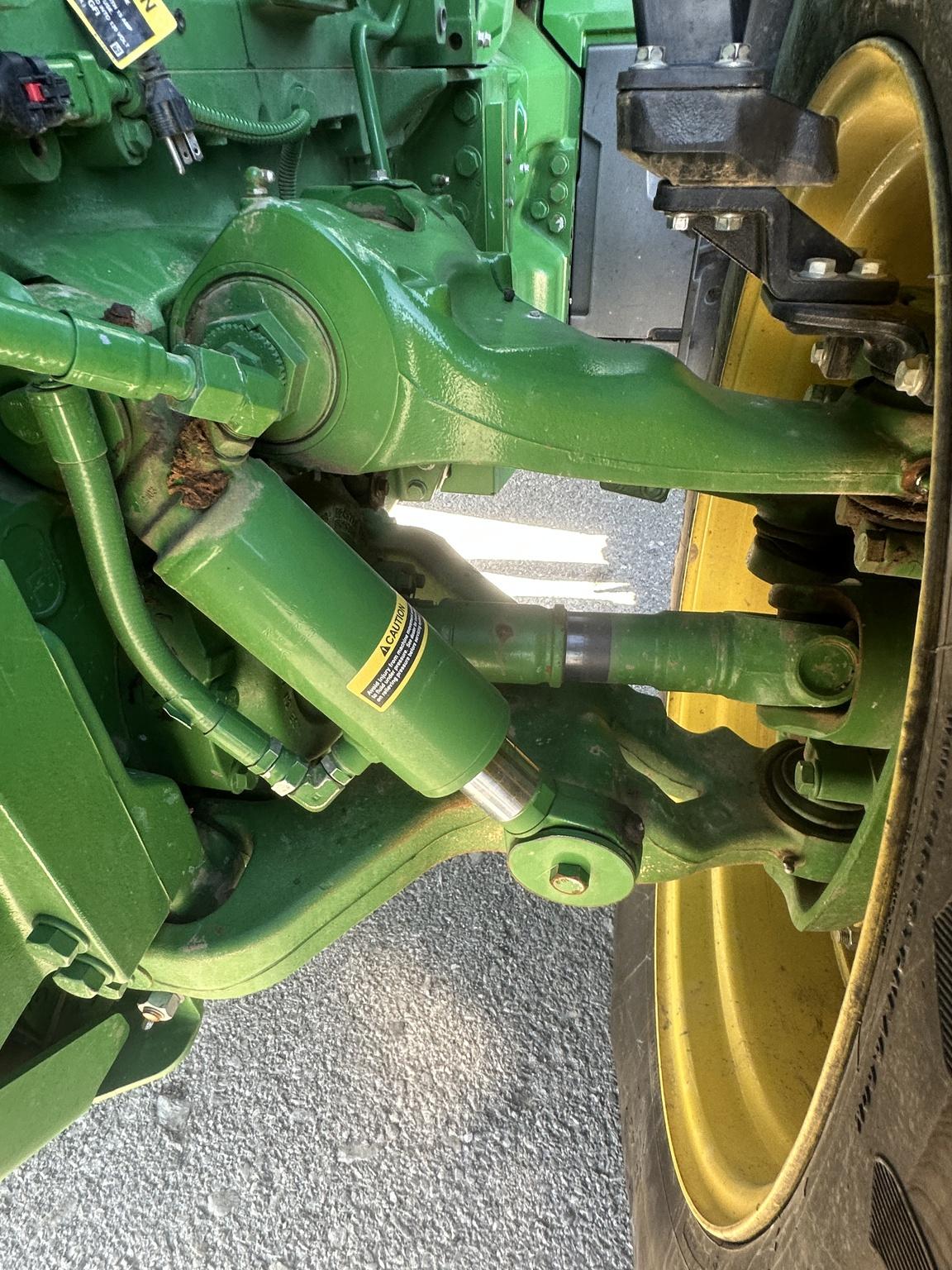 2023 John Deere 8R 340 Image