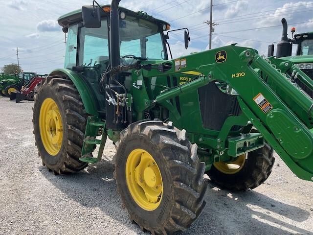 2023 John Deere 6105E cab