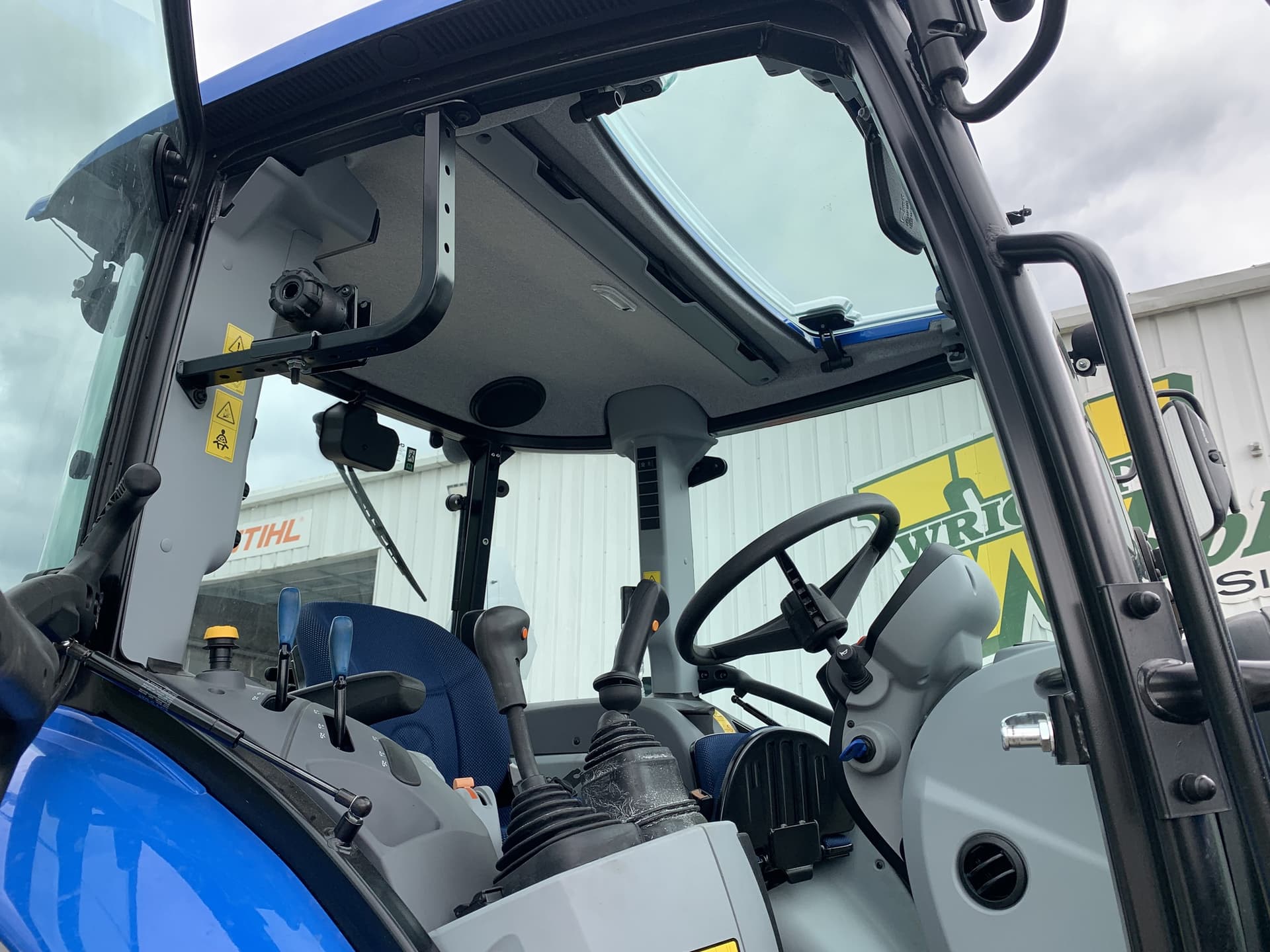 2023 New Holland T5.120 Image