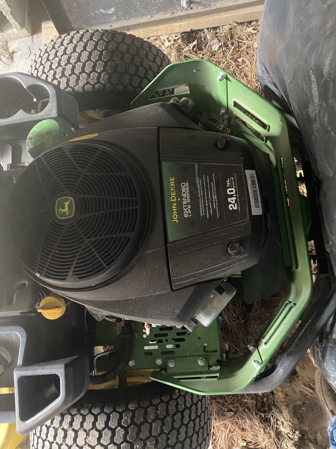 2022 John Deere Z365R Image