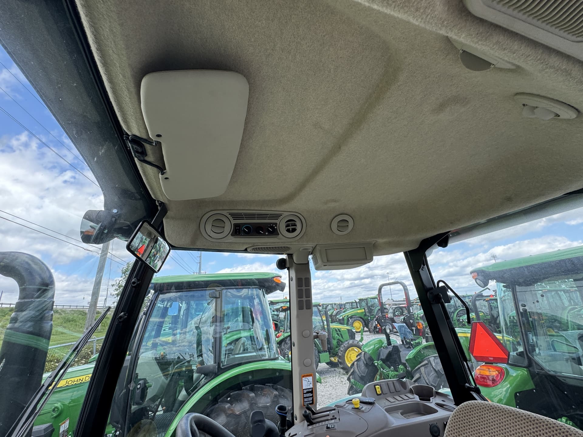 2024 John Deere 5090E Image