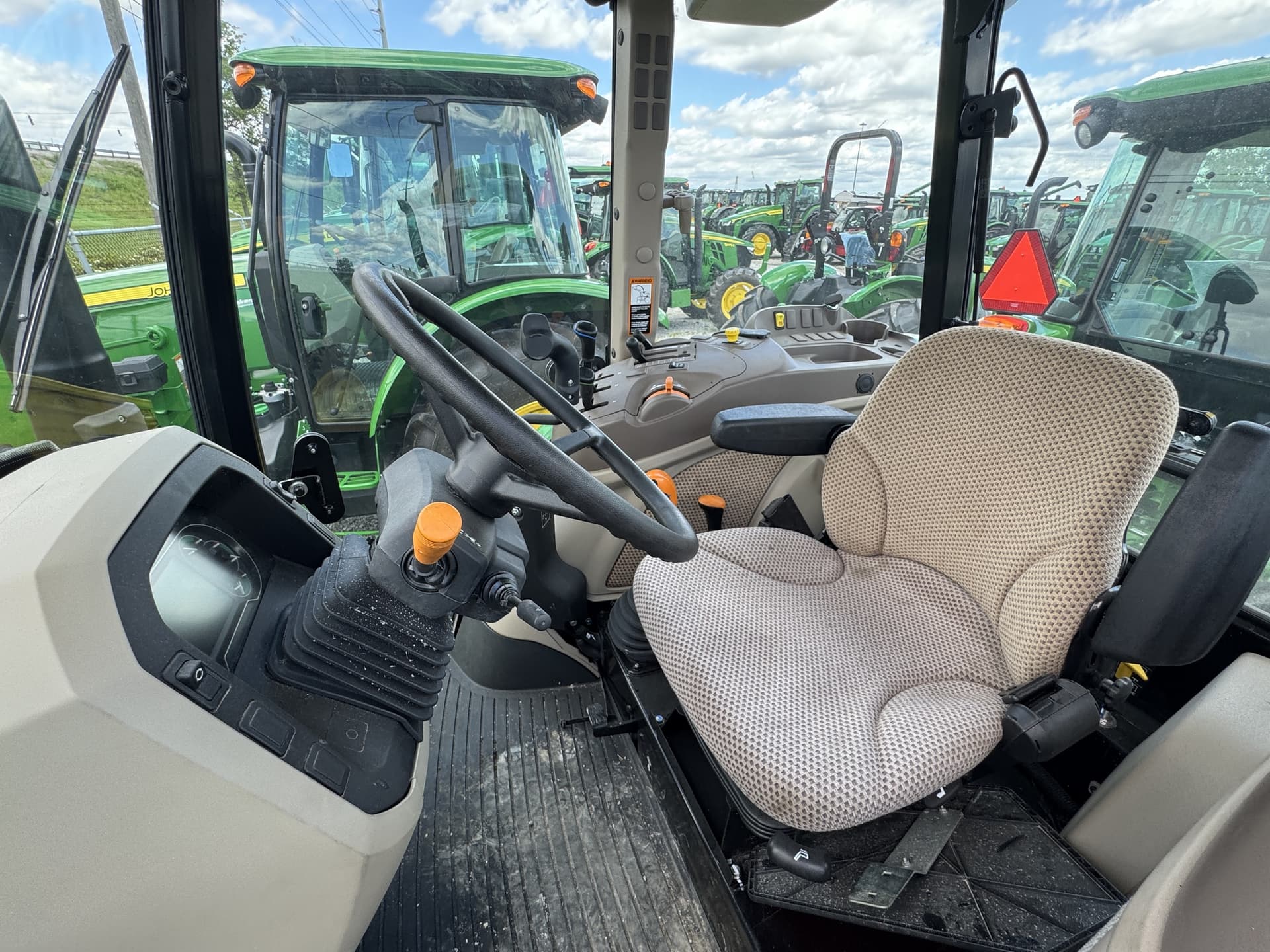 2024 John Deere 5090E Image