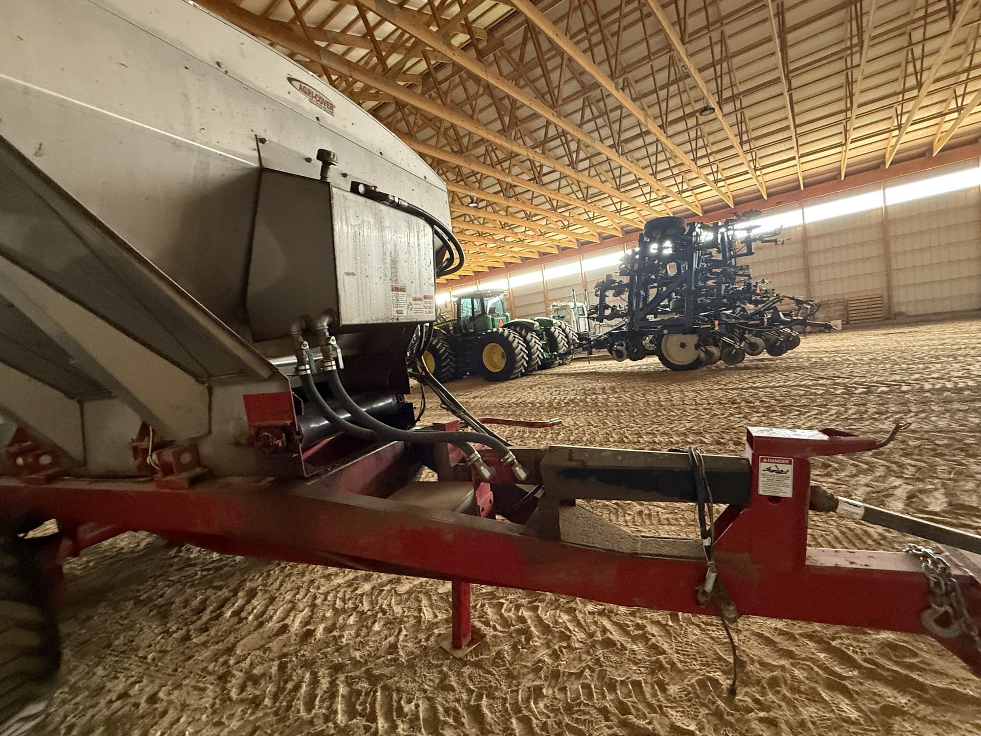 2021 Chandler Spreaders Inc. 40 PTT-FT-EXW Image