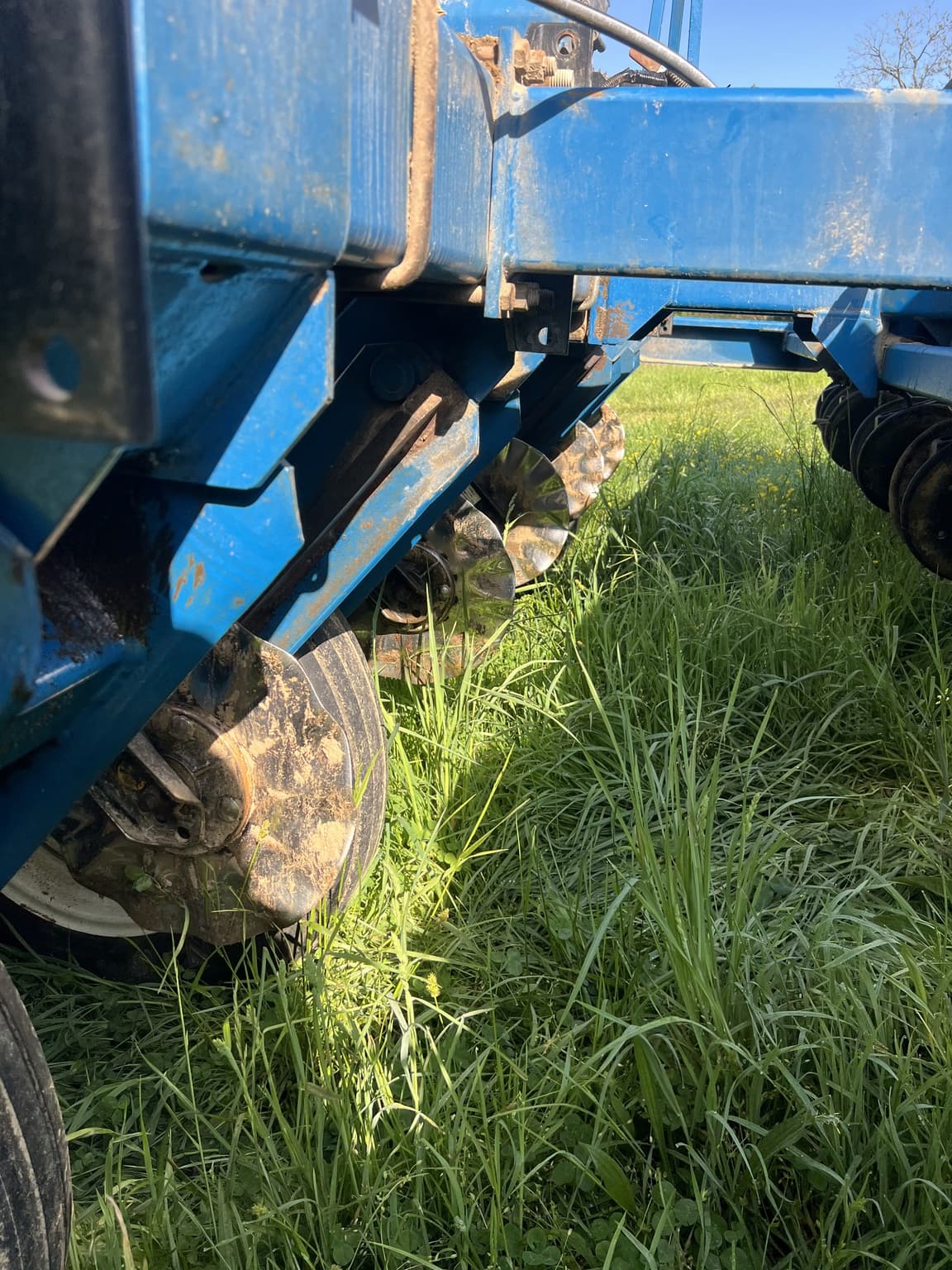 1999 Kinze 2000 Image