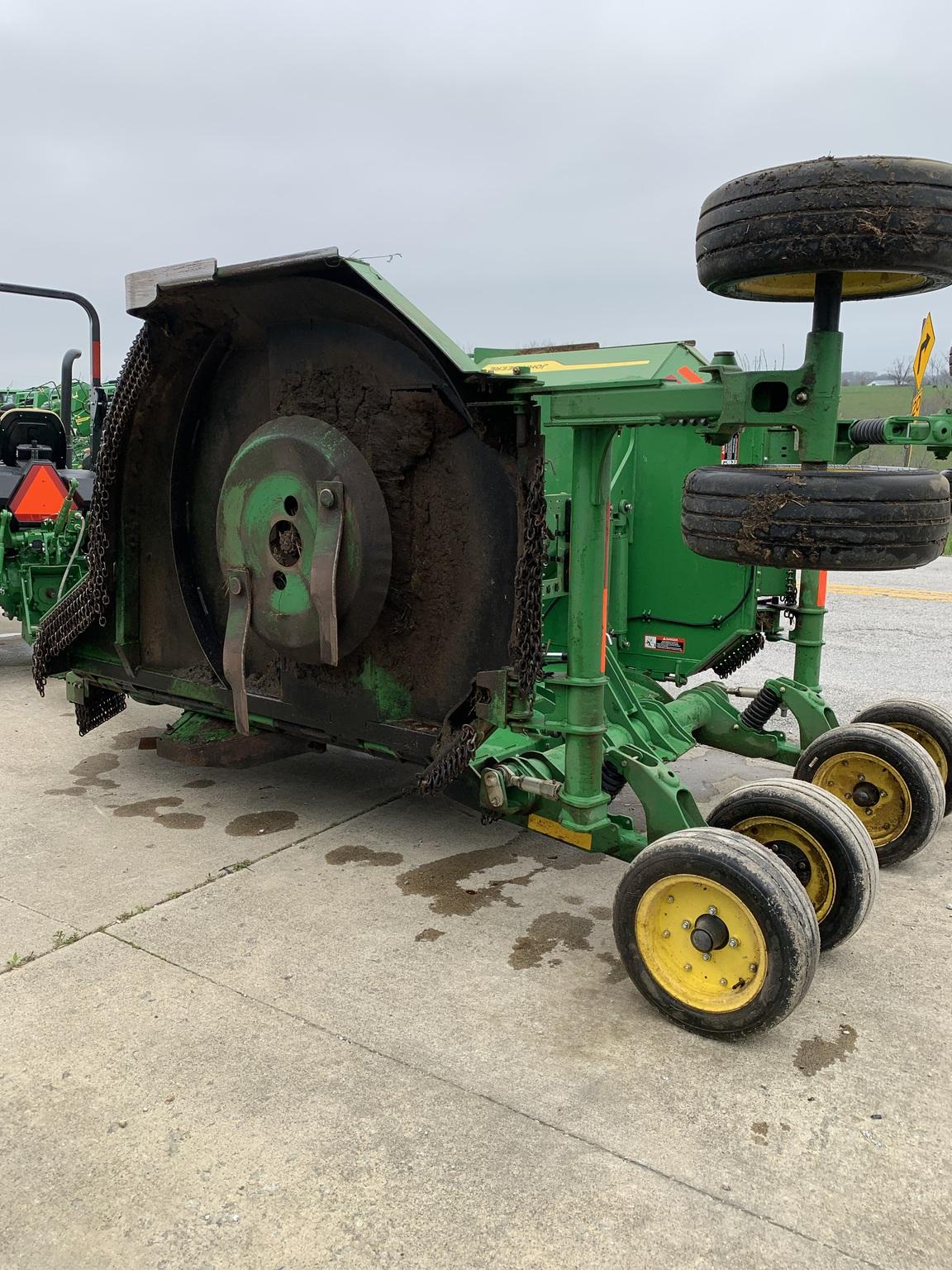 2022 John Deere FC15M Image