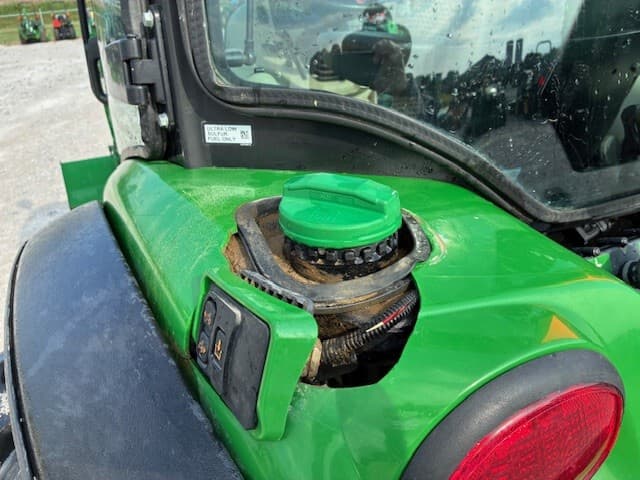 2021 John Deere 4052R Image