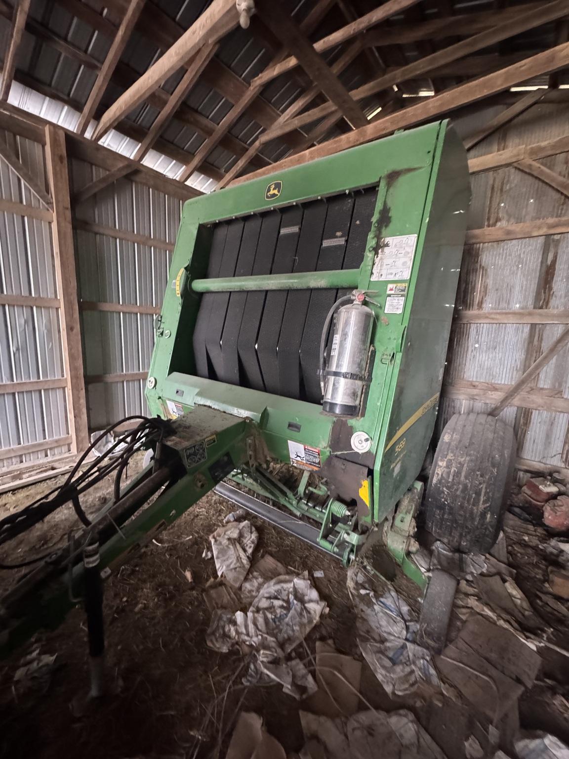 2017 John Deere 569 Image