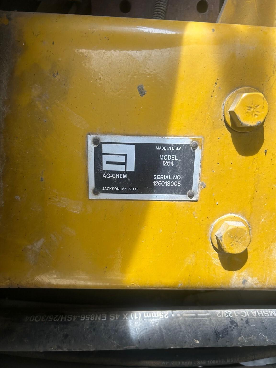 2005 RoGator 1264 Image