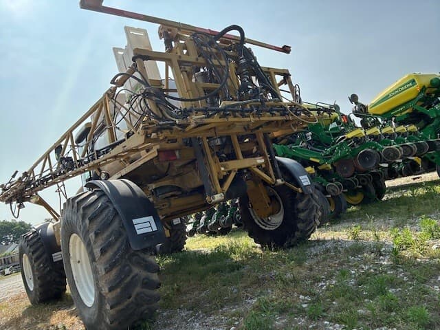 2005 RoGator 1264 Image