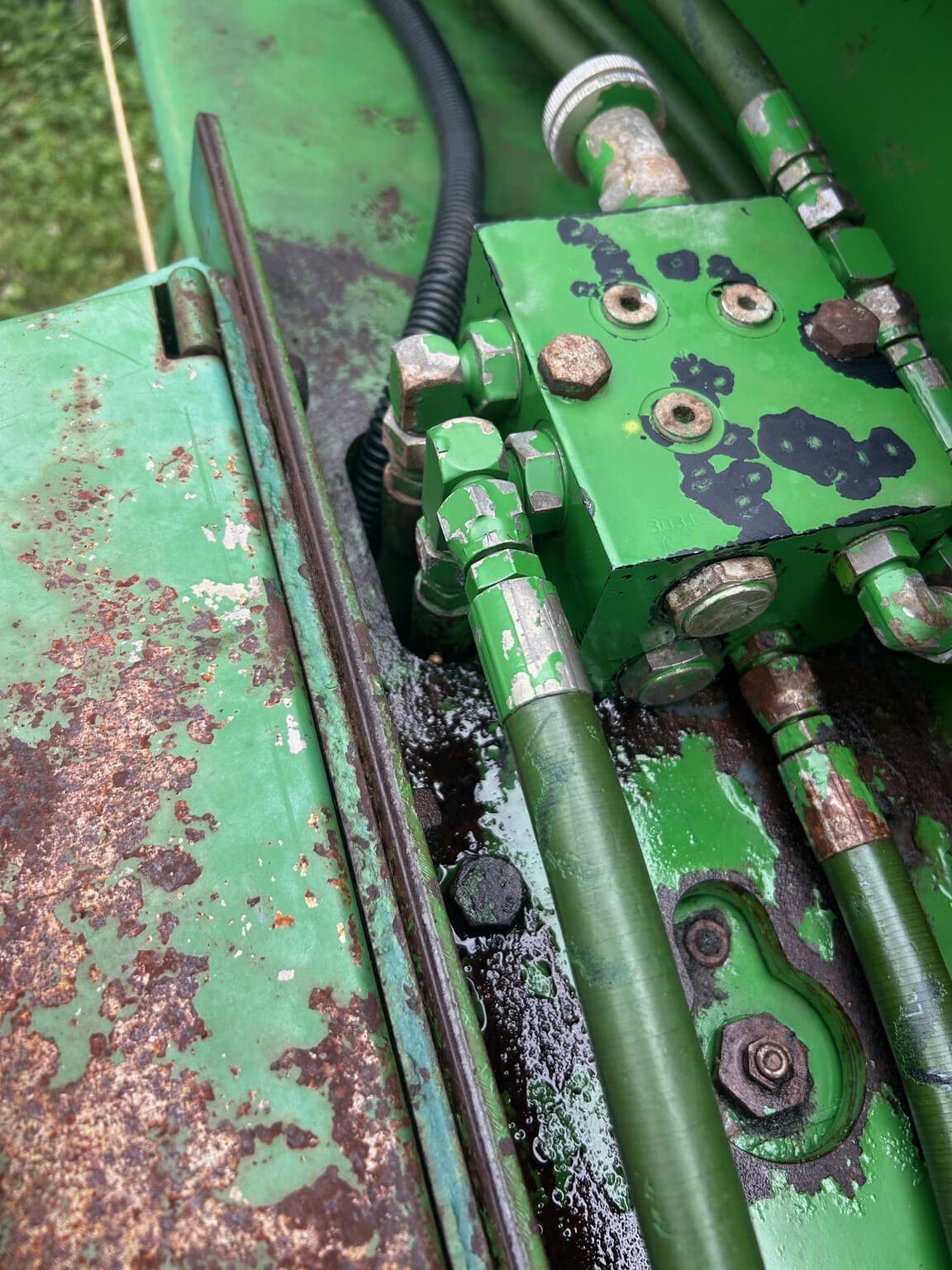 1984 John Deere 530 Image
