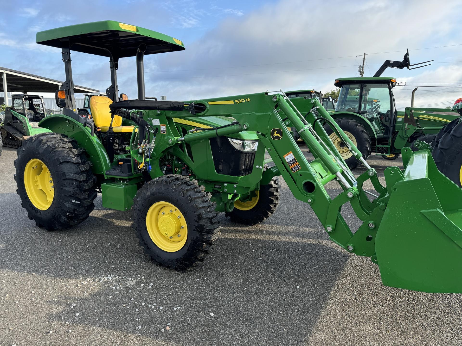 2023 John Deere 5067E Image