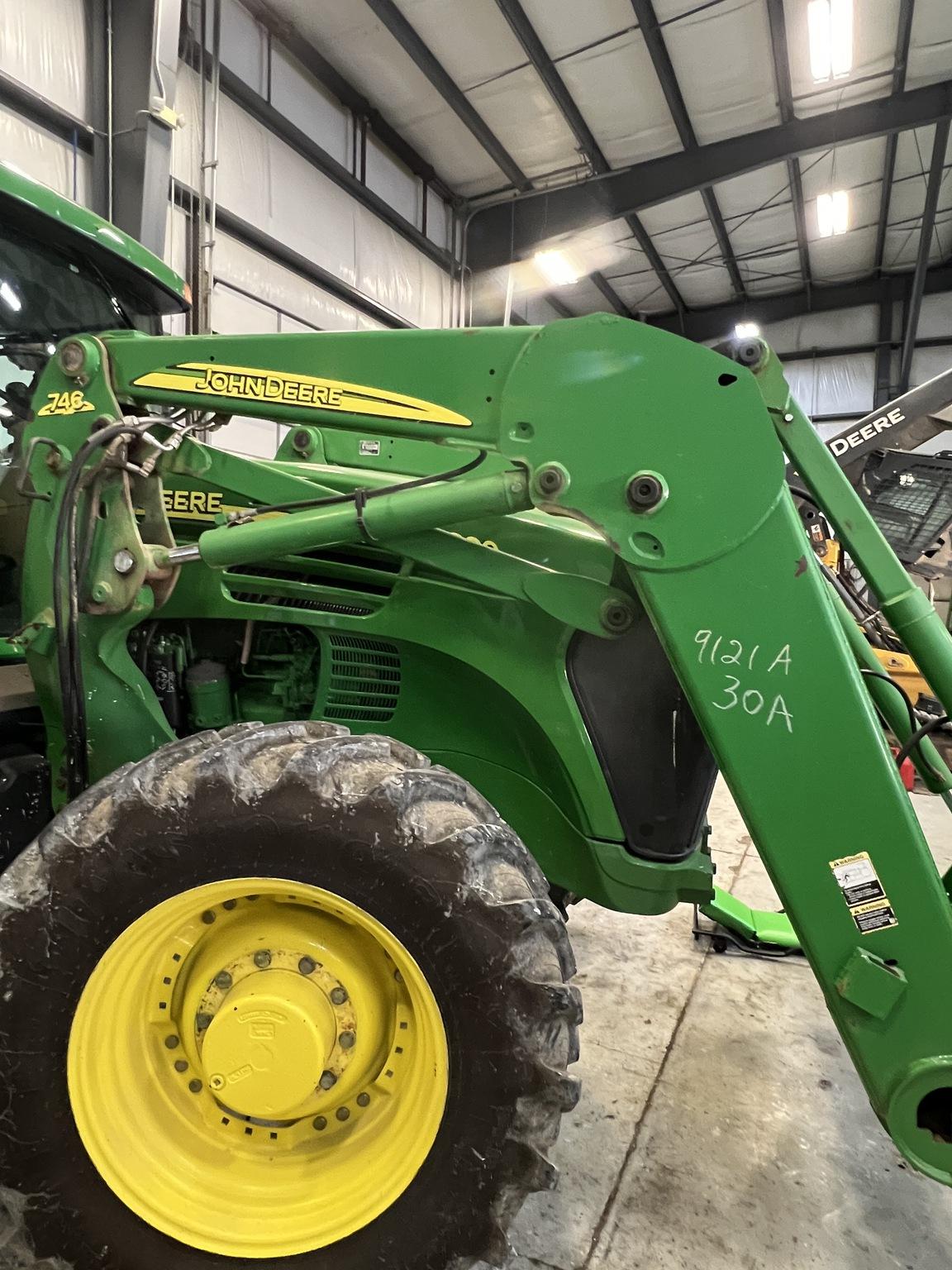 2008 John Deere 746 Image