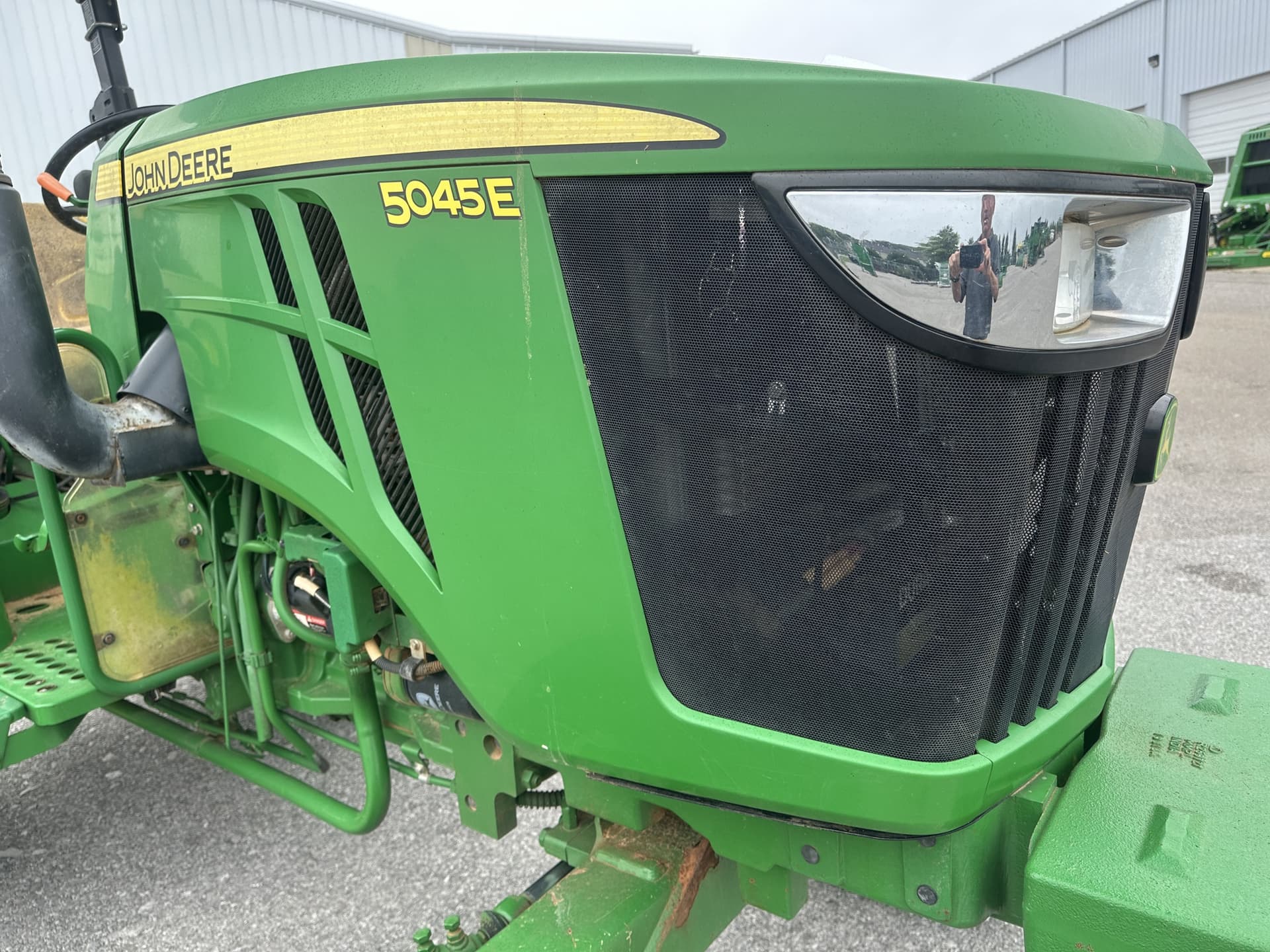 2015 John Deere 5045E Image