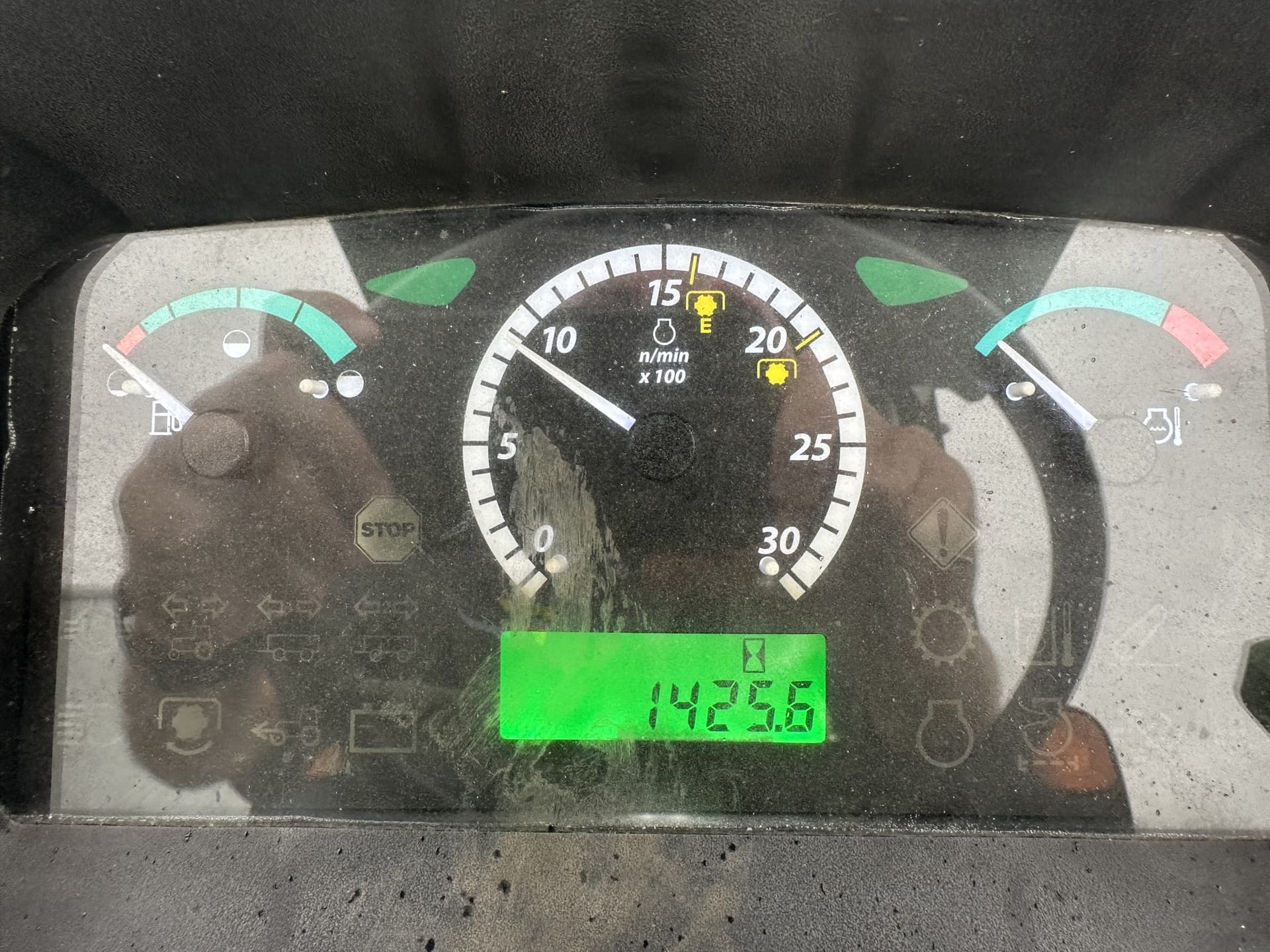2015 John Deere 5045E Image