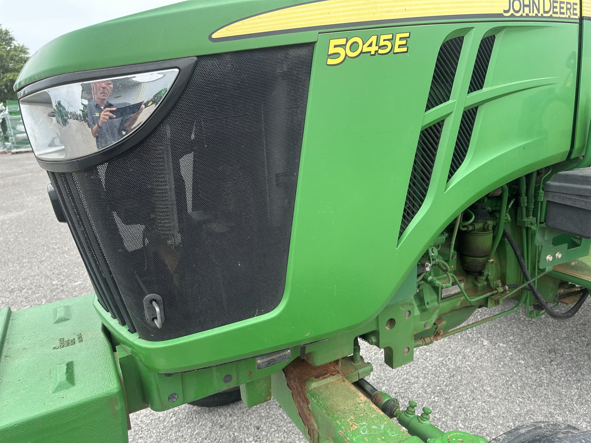 2015 John Deere 5045E Image