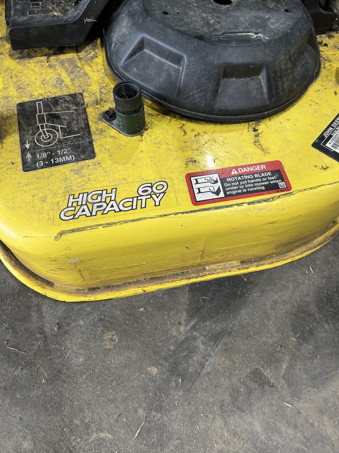 2022 John Deere X730 Image
