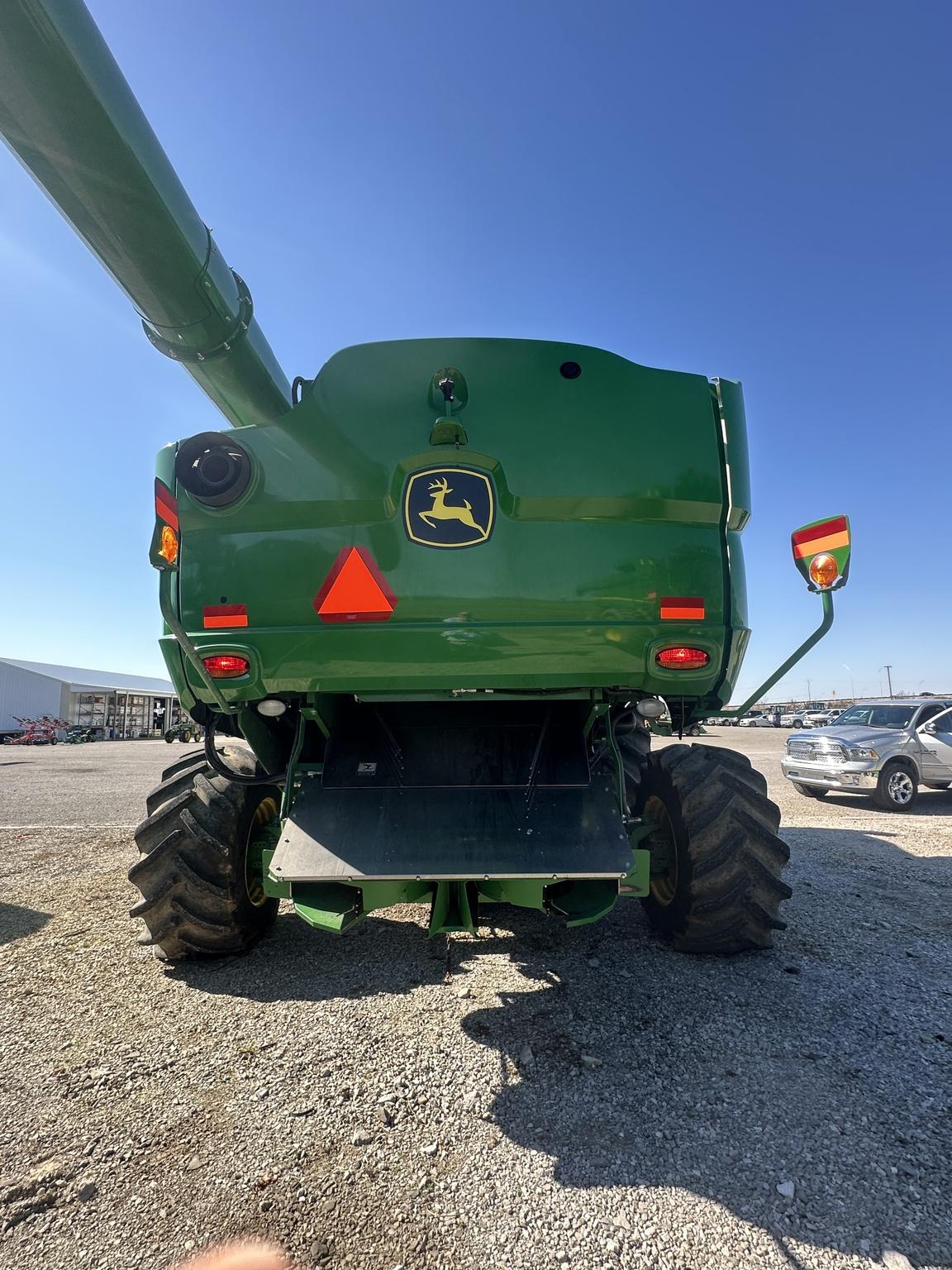 2021 John Deere S780 Image