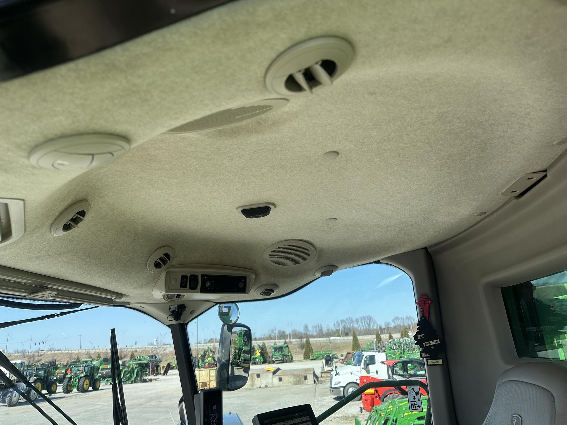 2021 John Deere S780 Image