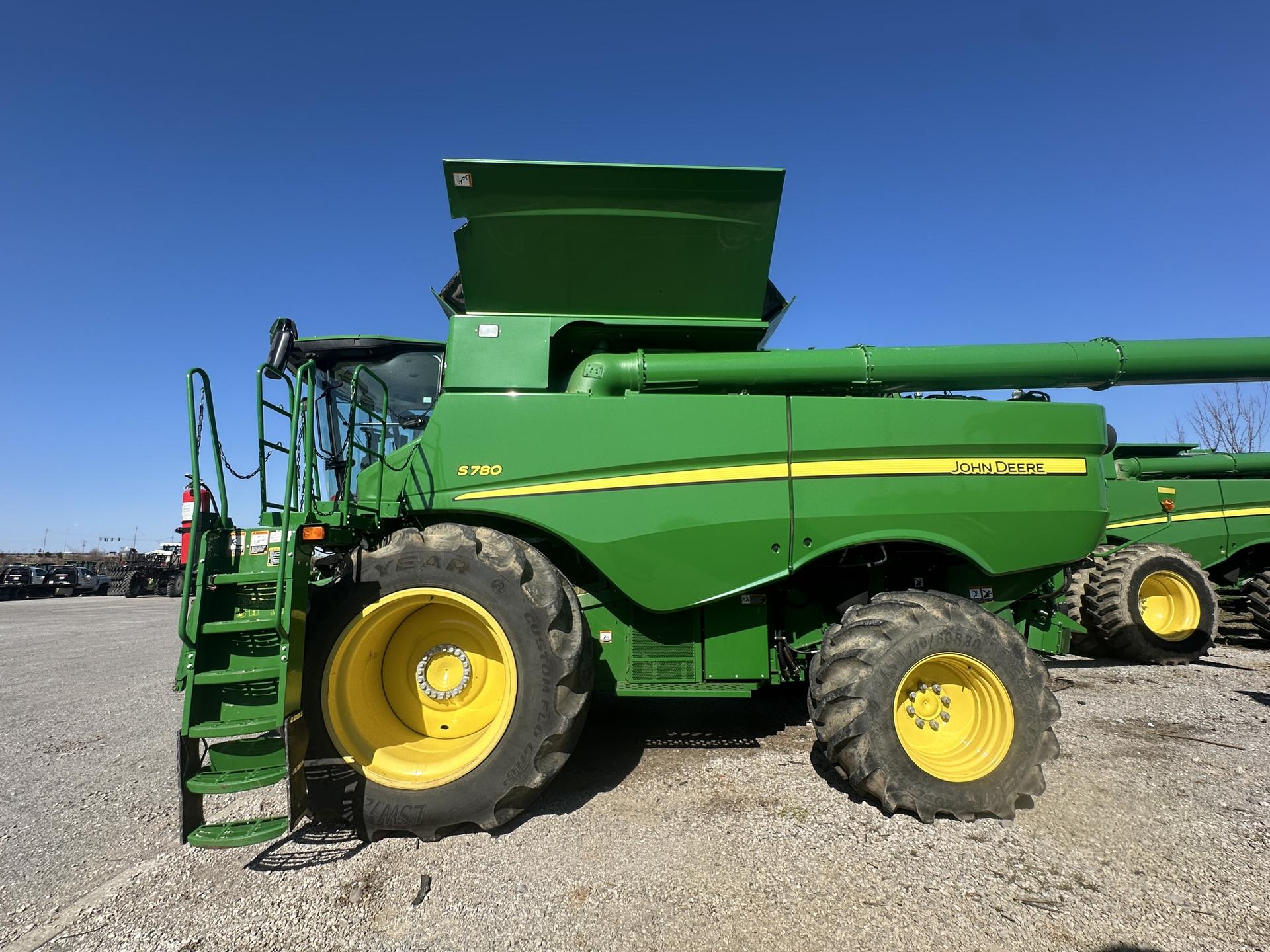2021 John Deere S780 Image