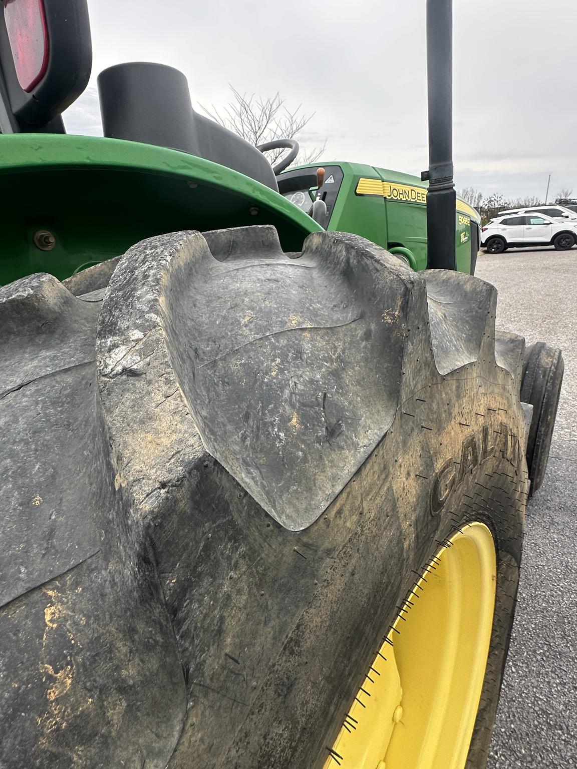 2017 John Deere 5065E Image
