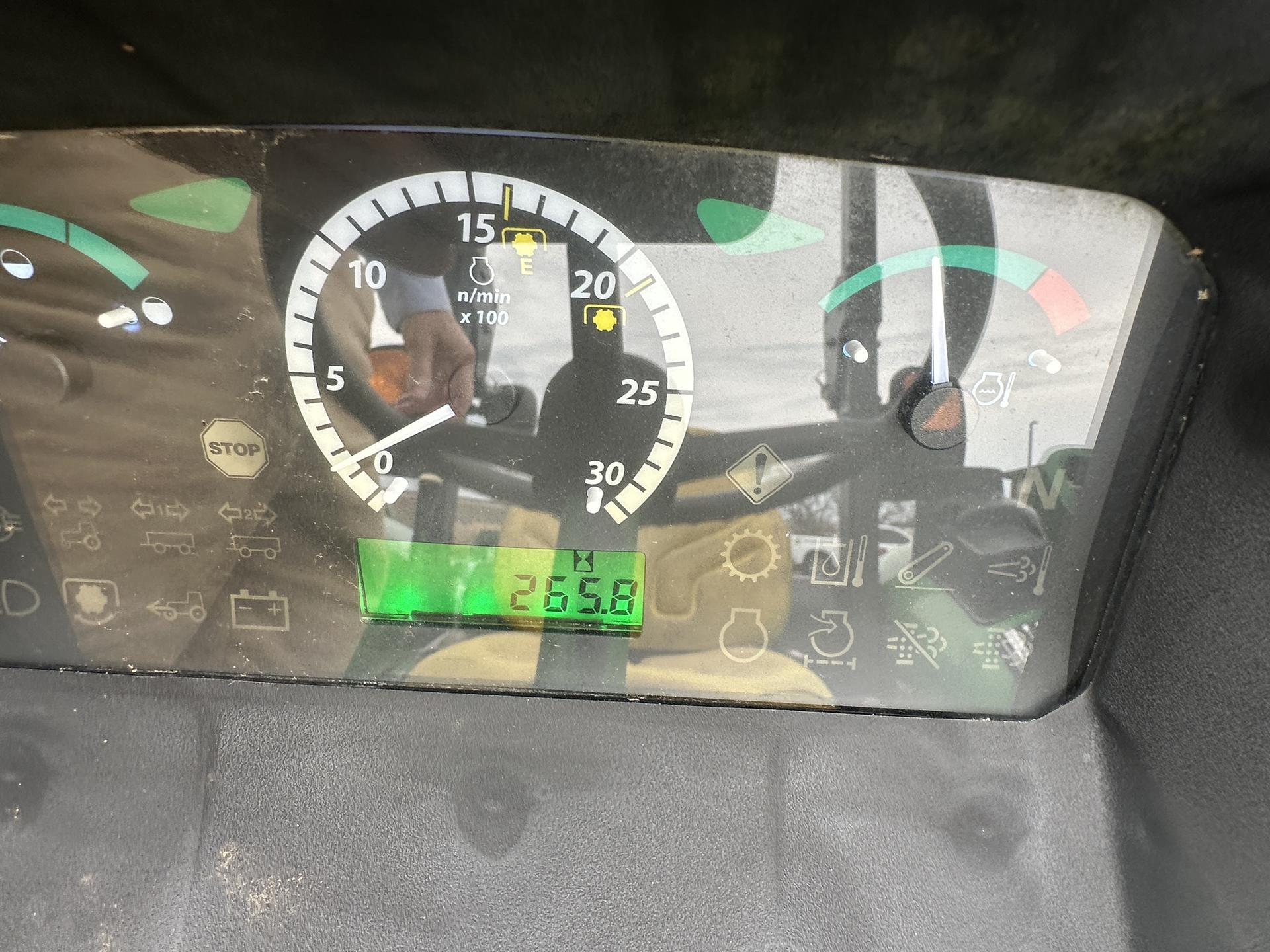 2017 John Deere 5065E Image