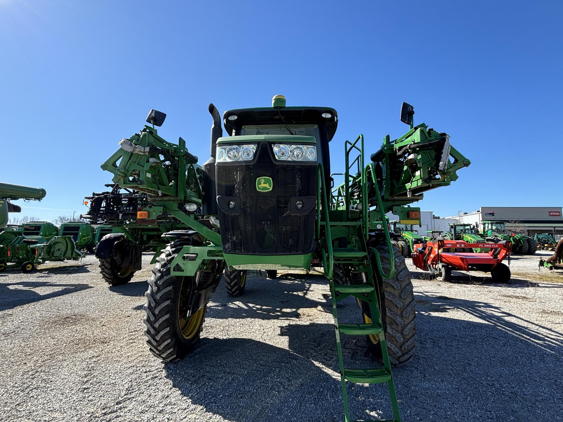 2015 John Deere R4030 Image