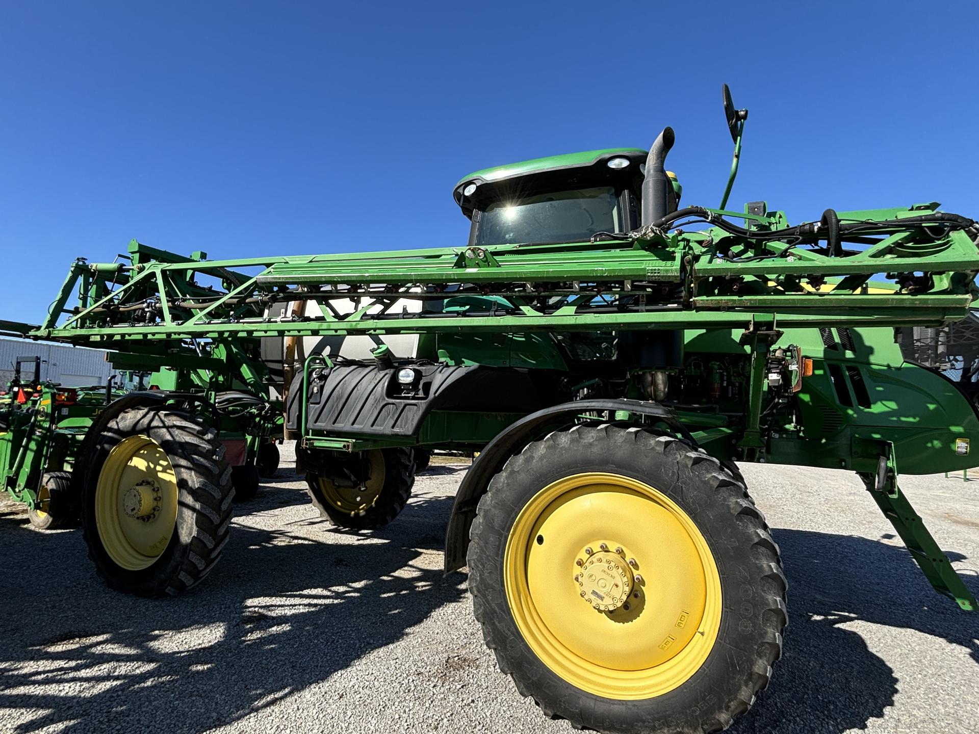 2015 John Deere R4030 Image