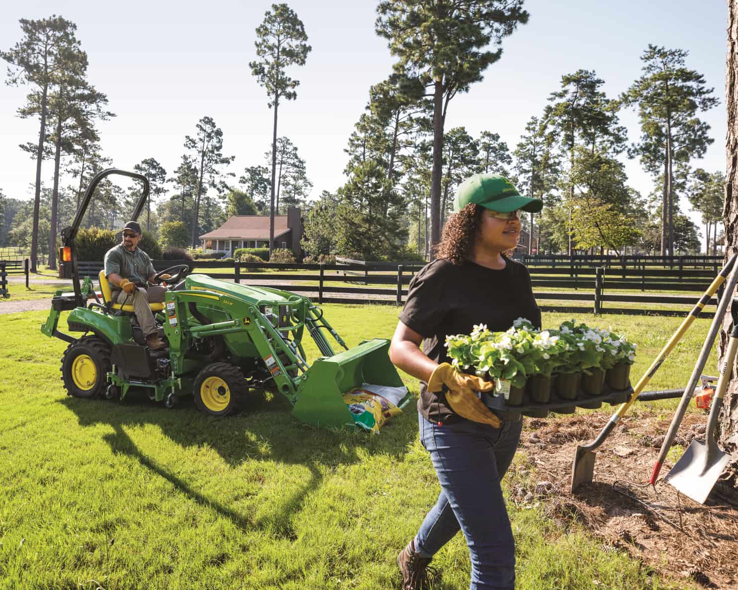 John Deere 1023E tractor package