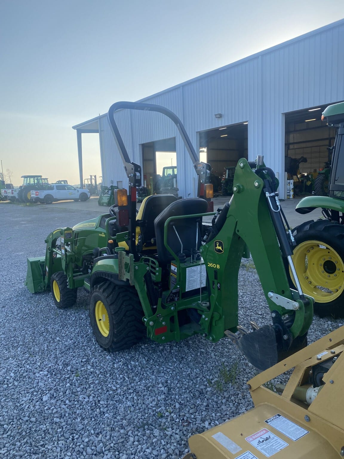 2021 John Deere 1025R Image