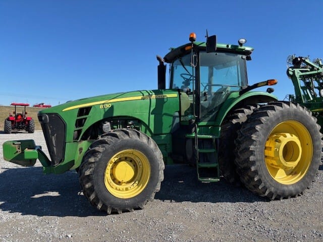 2008 John Deere 8130 Image
