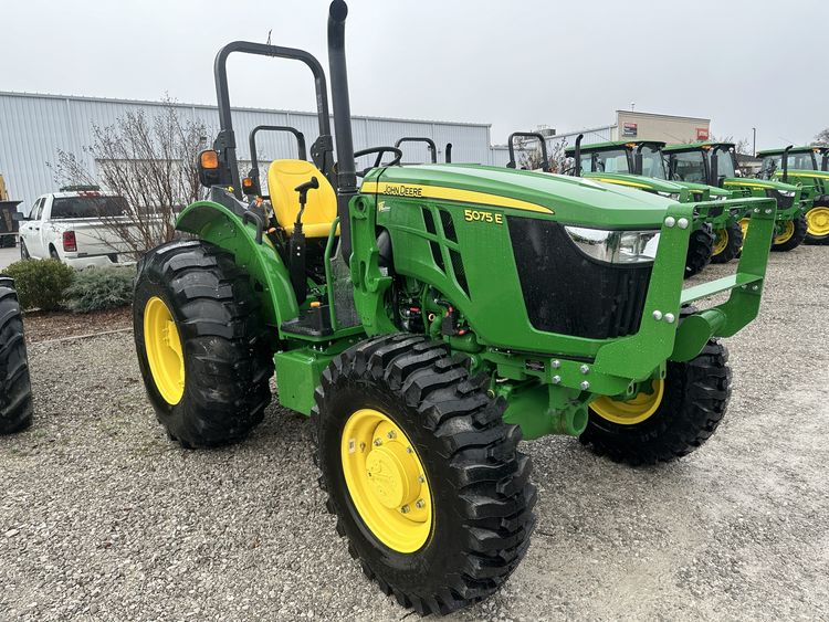 2024 John Deere 5075E